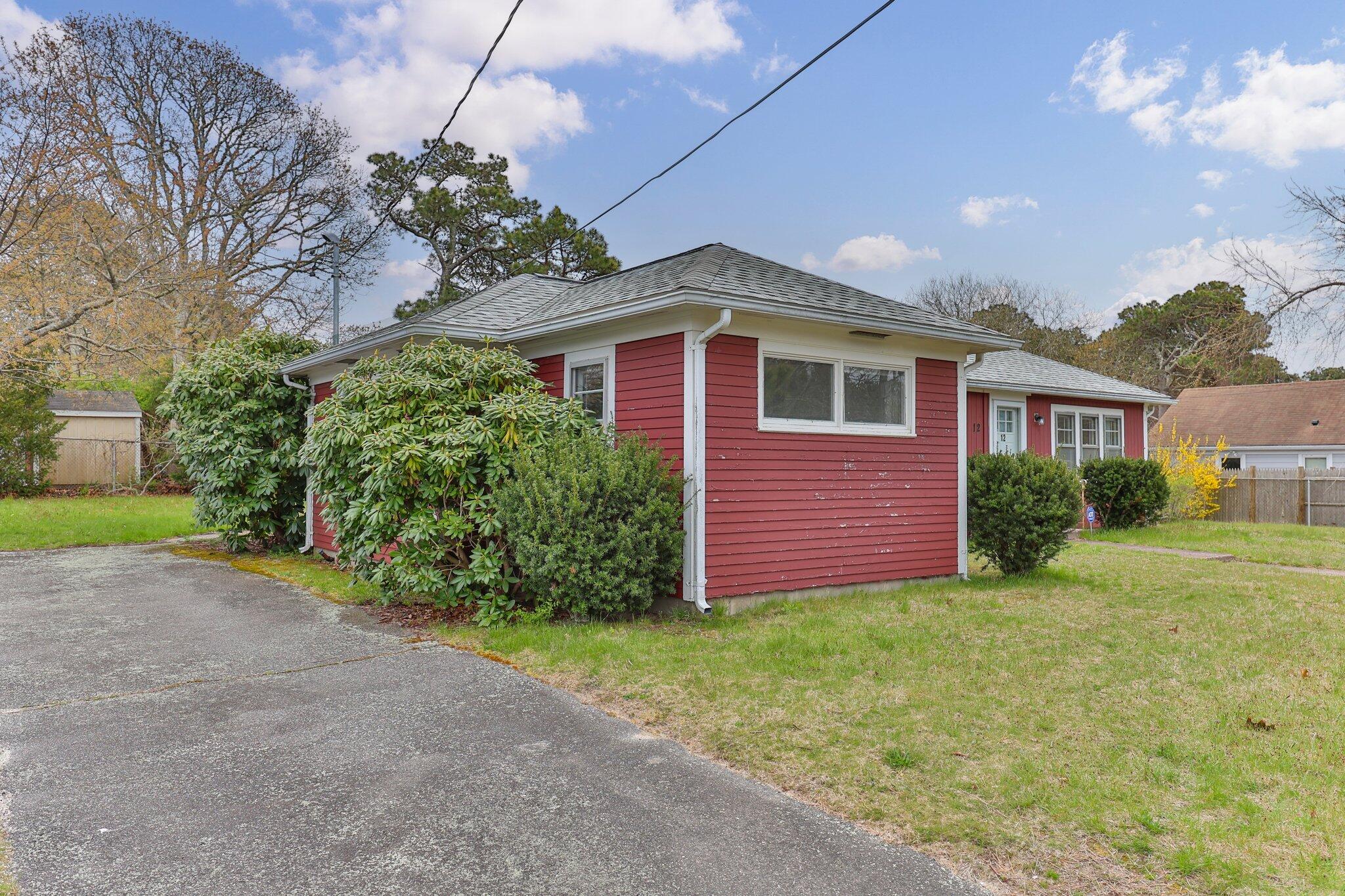 12 Naushon Road
