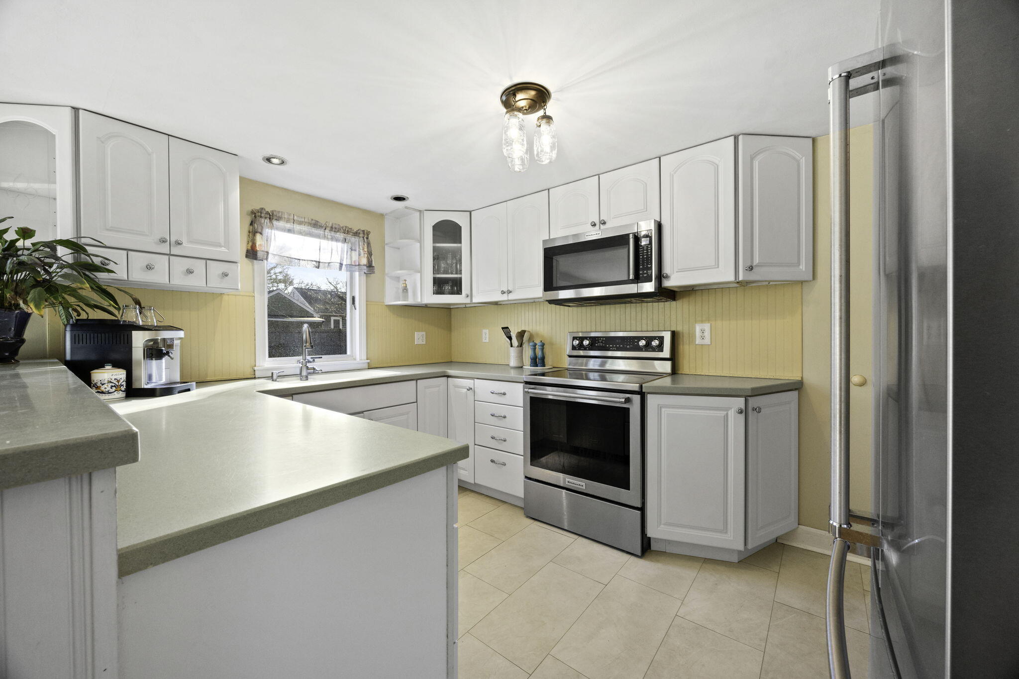 288 Arrowhead Drive