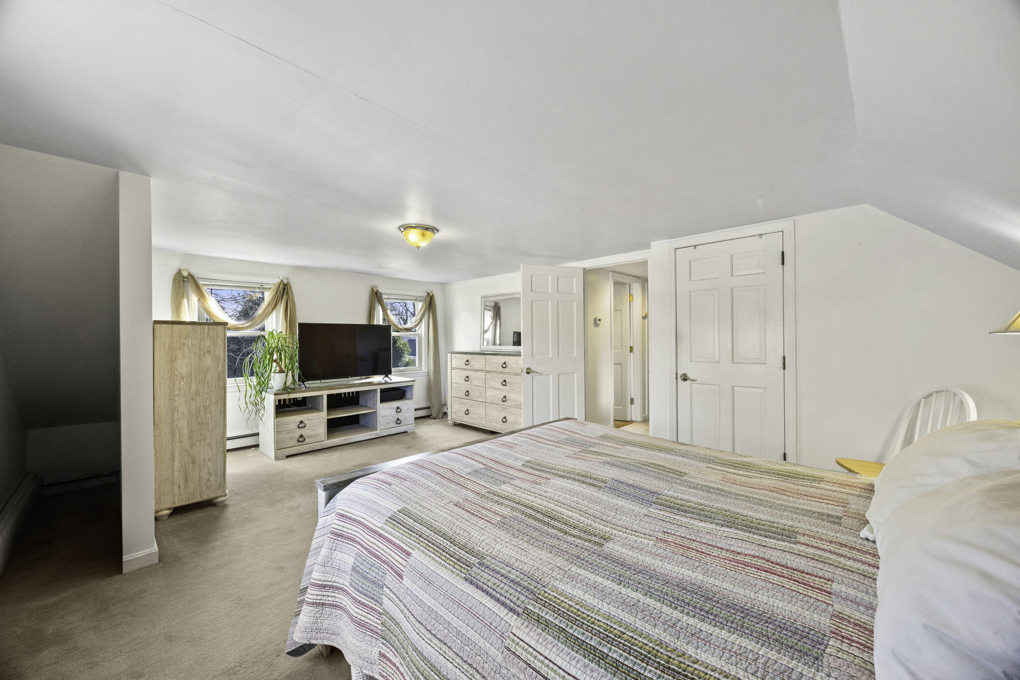 288 Arrowhead Drive