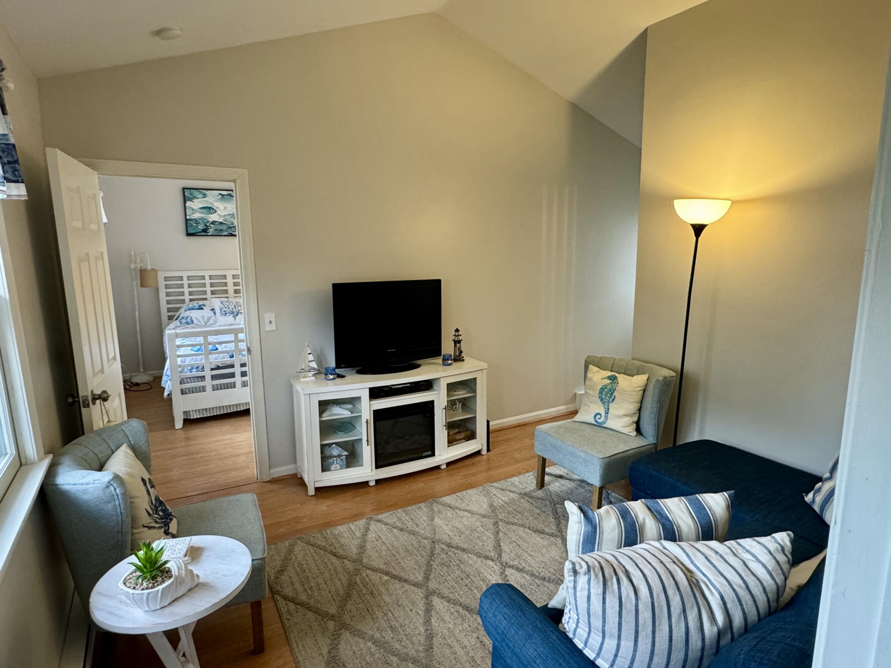 109 Seaview Avenue # 9