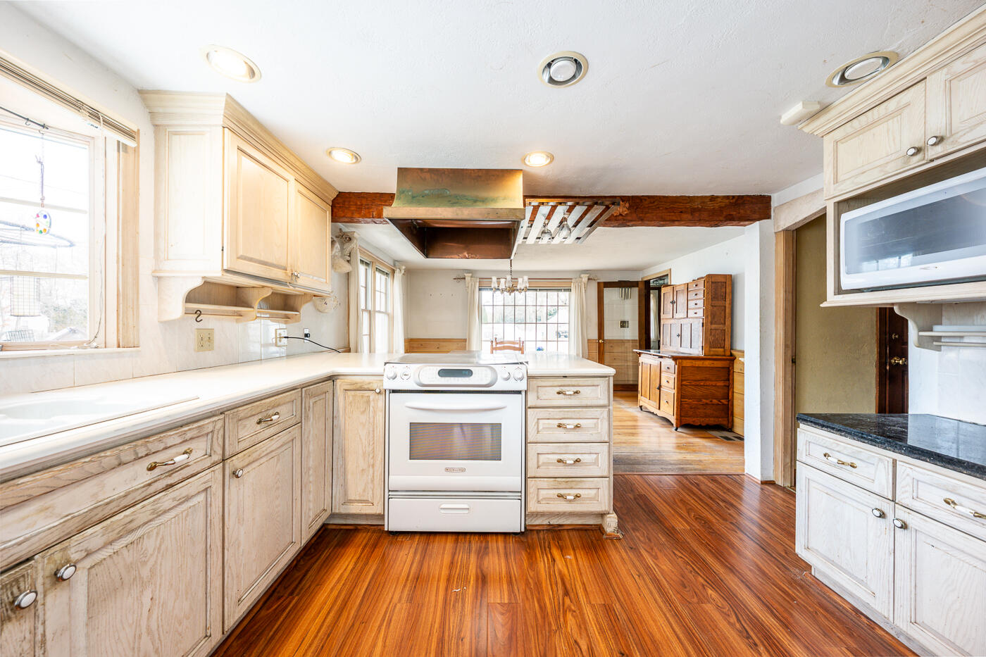43 Old Town Road