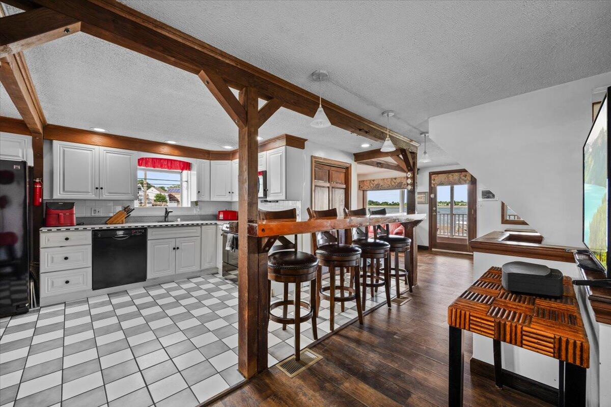 157 Wessagussett Road