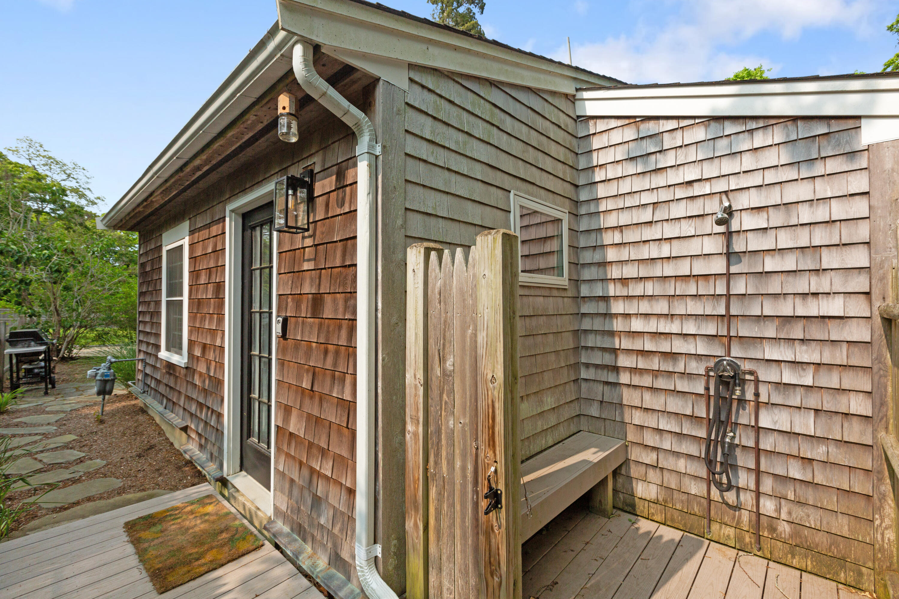 280 Schoolhouse Road