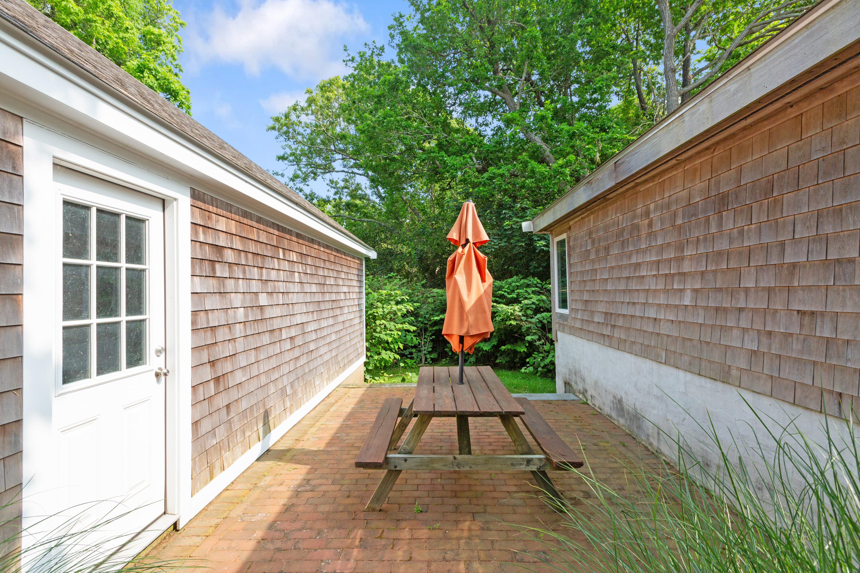 280 Schoolhouse Road