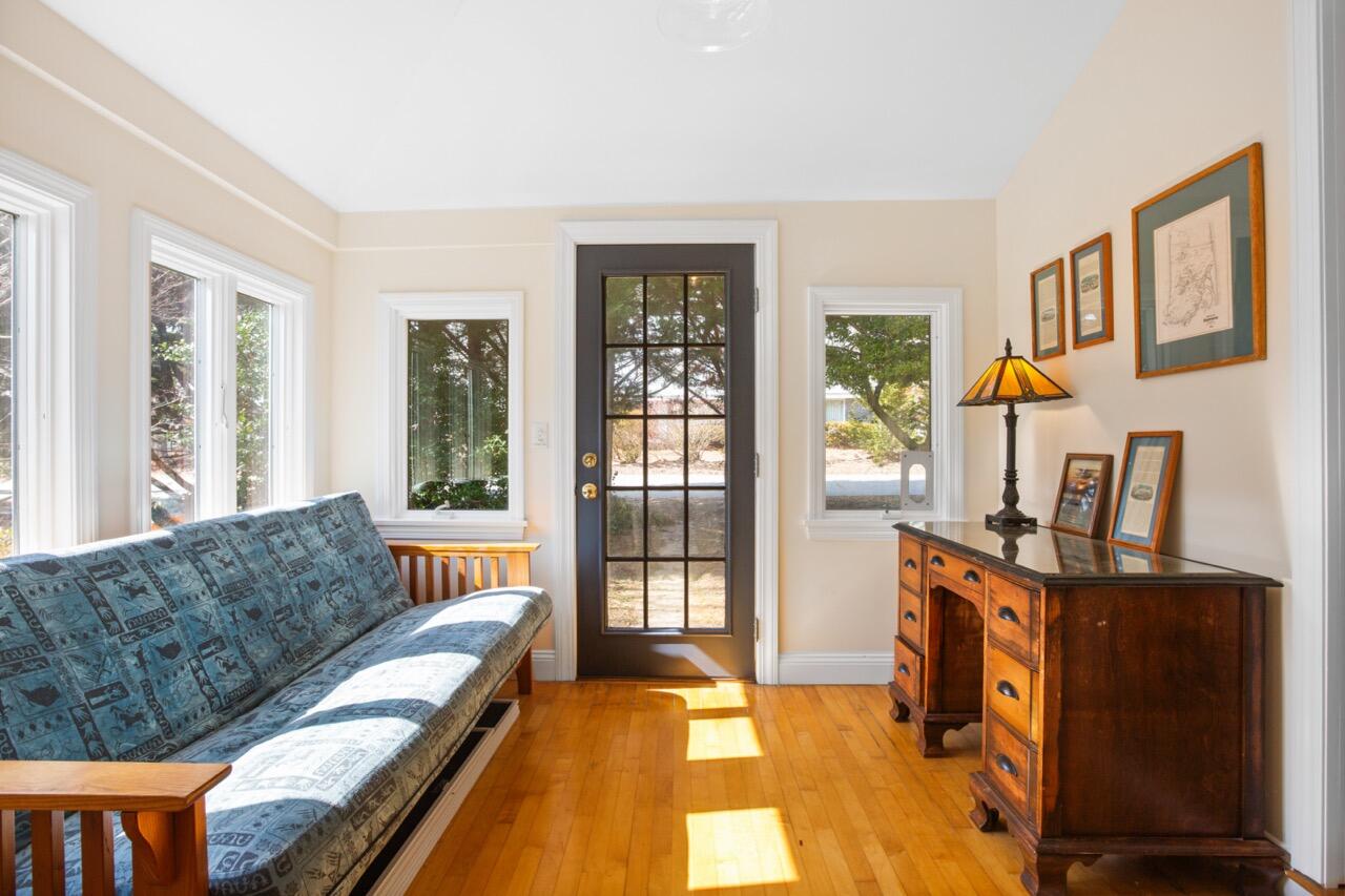 280 Schoolhouse Road