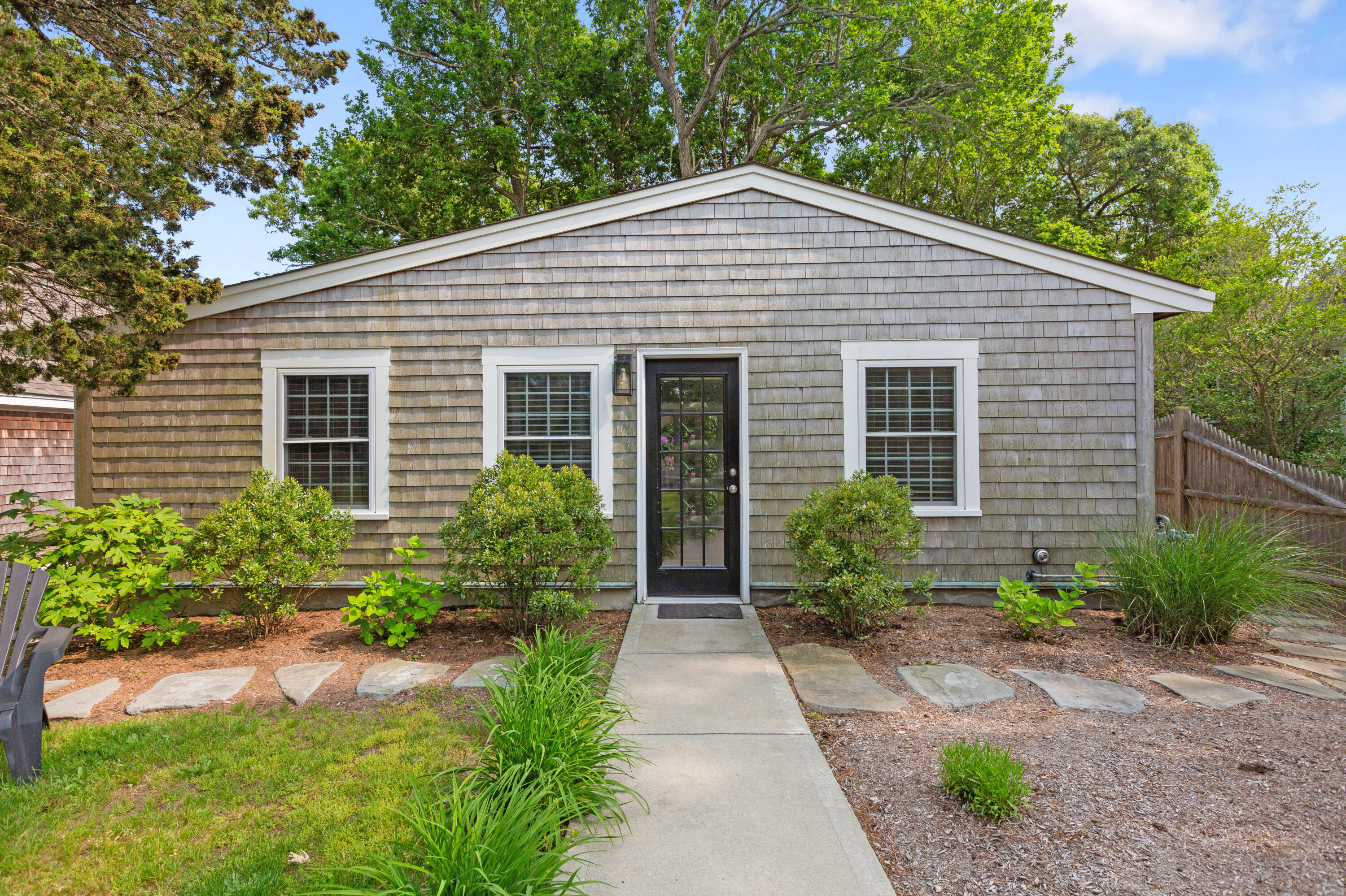 280 Schoolhouse Road
