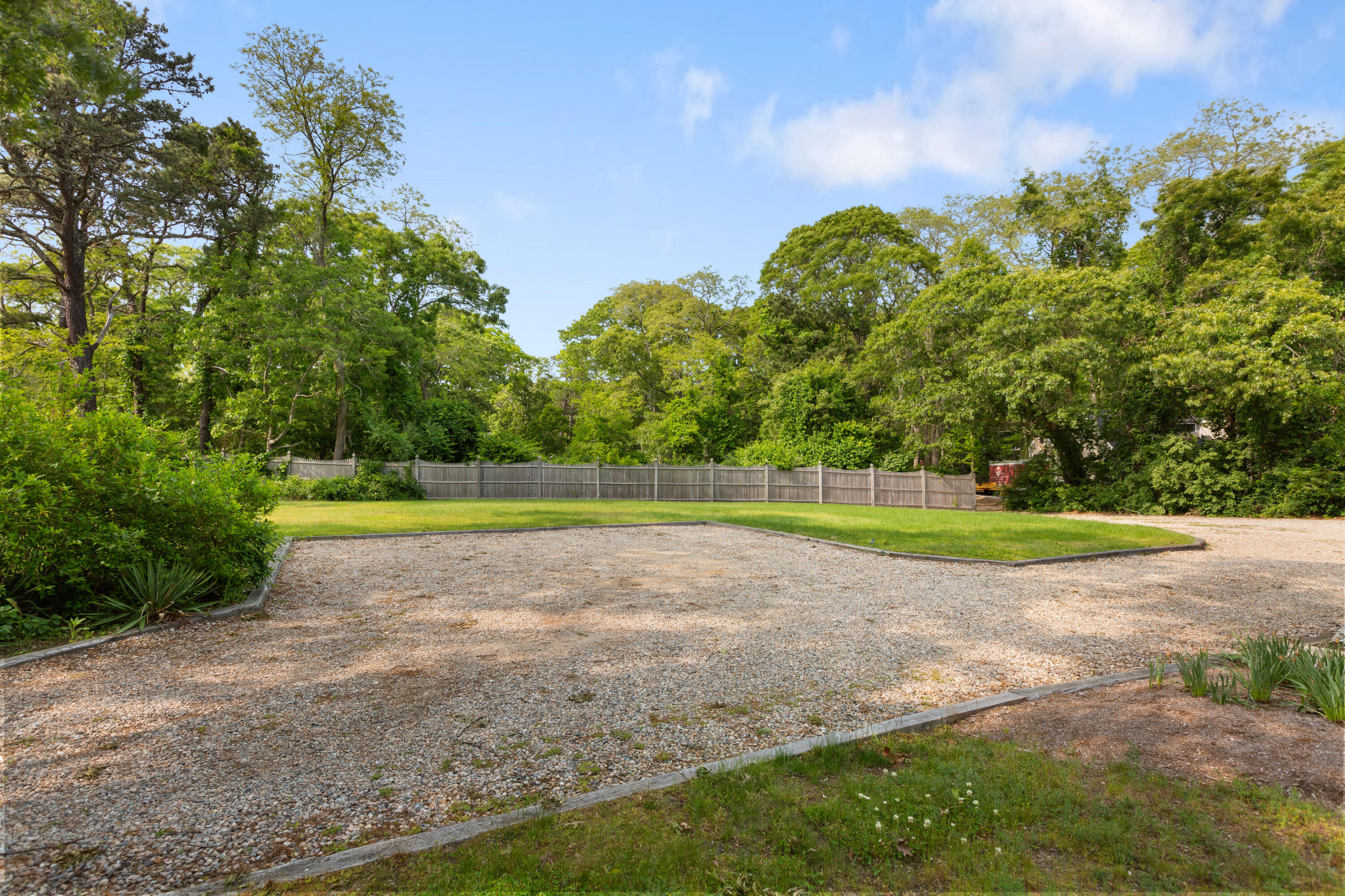 280 Schoolhouse Road