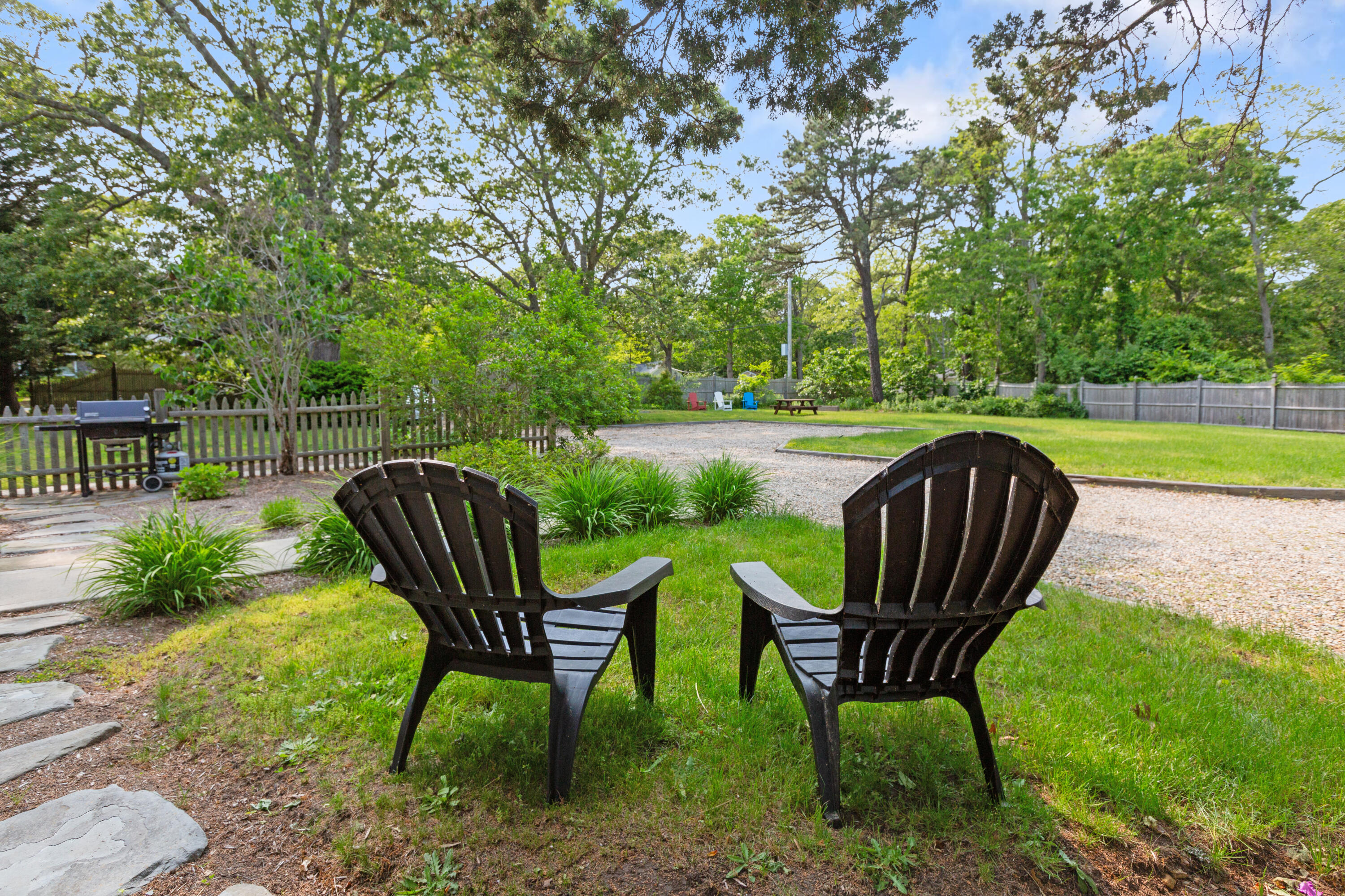 280 Schoolhouse Road