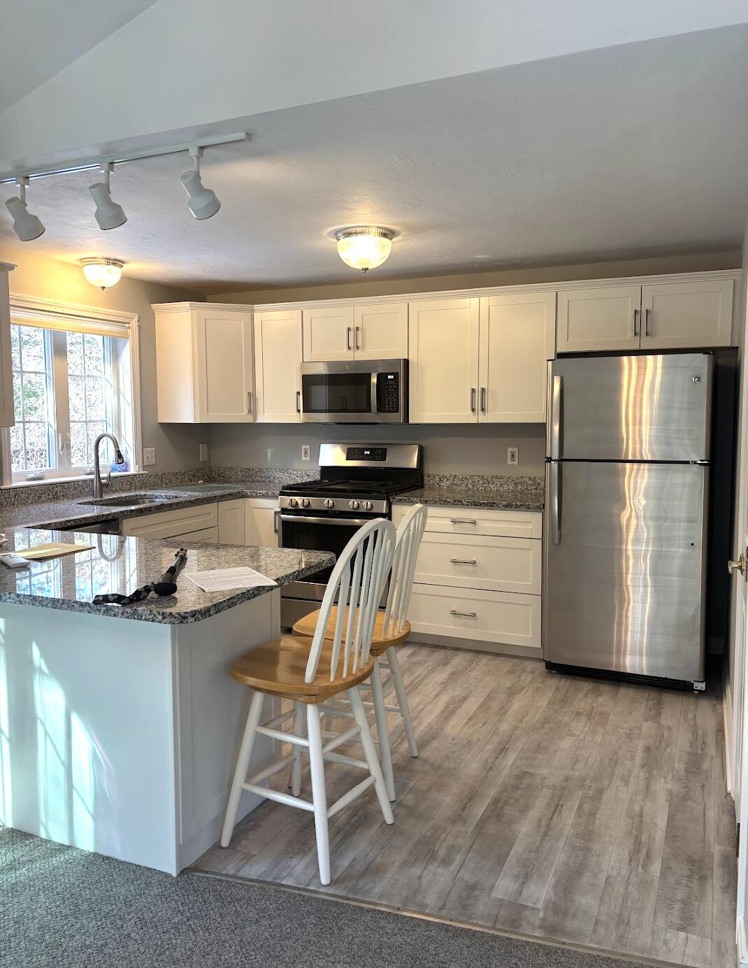 1 Dickenson Court # 33A
