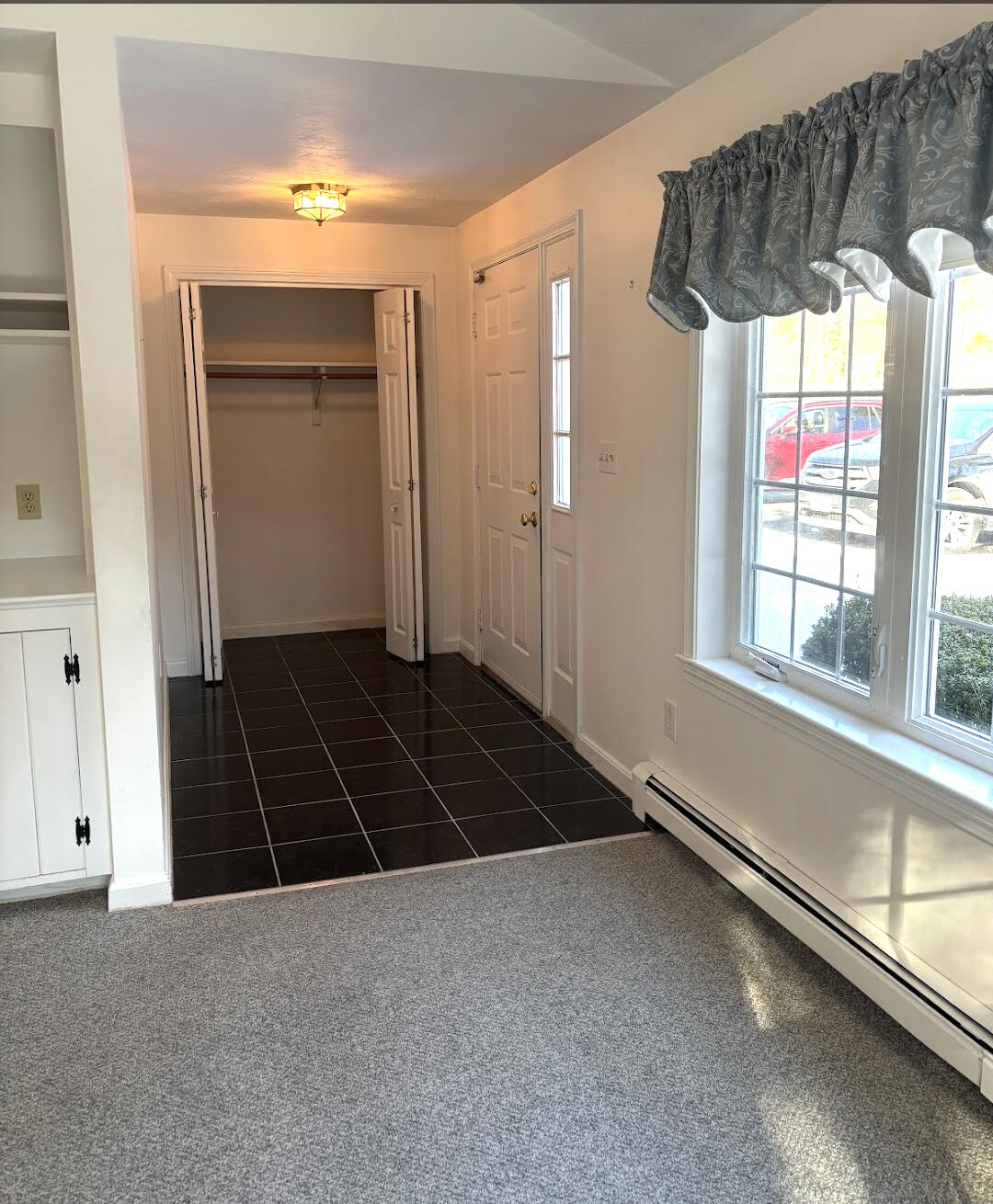 1 Dickenson Court # 33A
