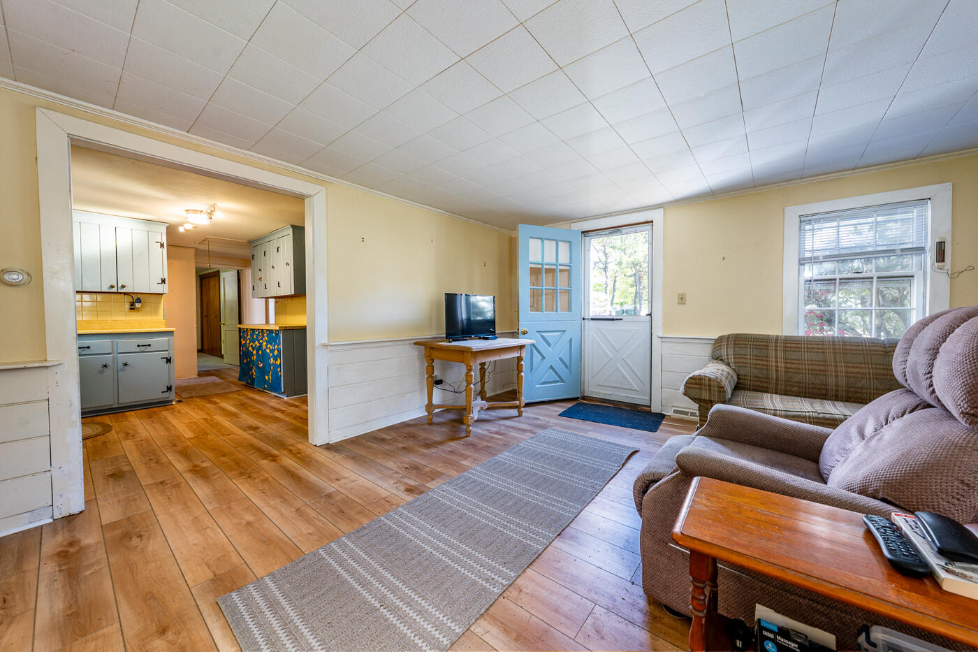 41 Wampanoag Road
