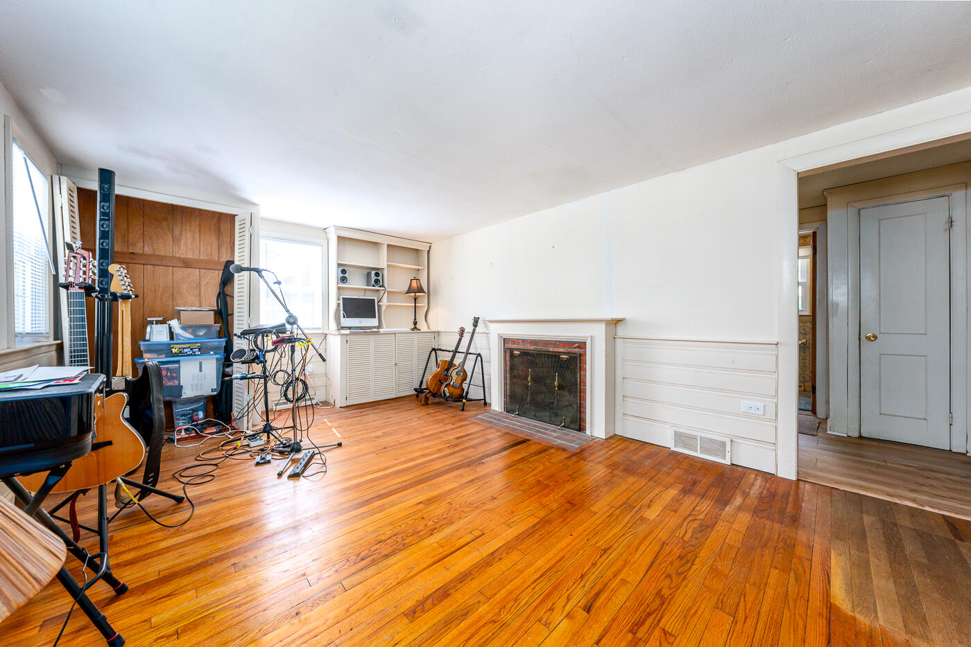 41 Wampanoag Road