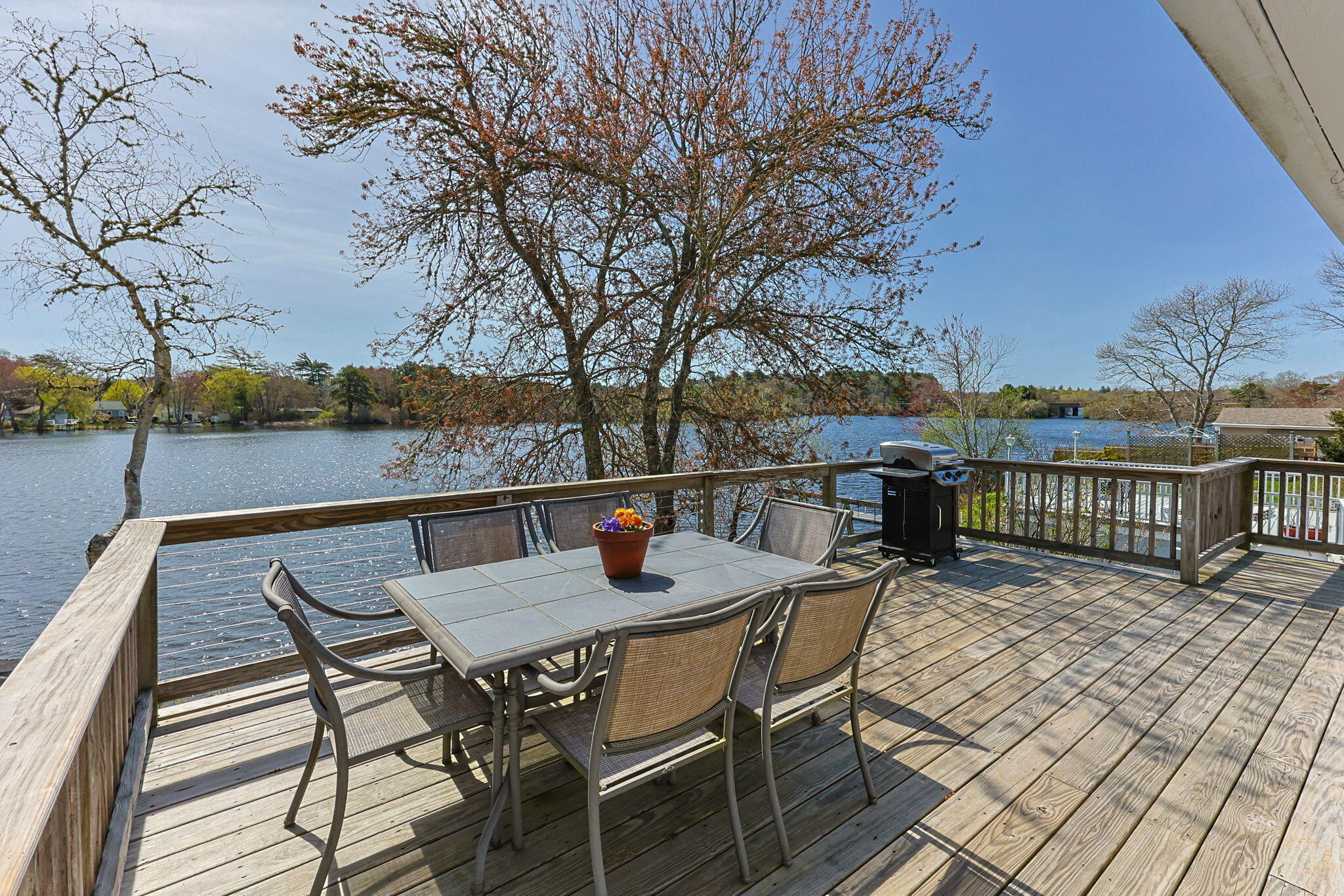 51 Agawam Lake Shore Drive