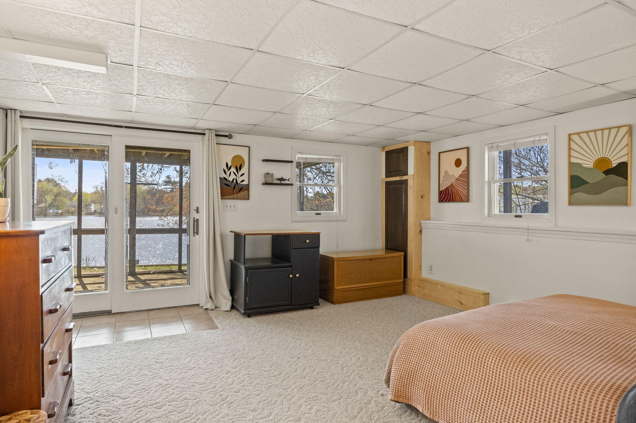 51 Agawam Lake Shore Drive