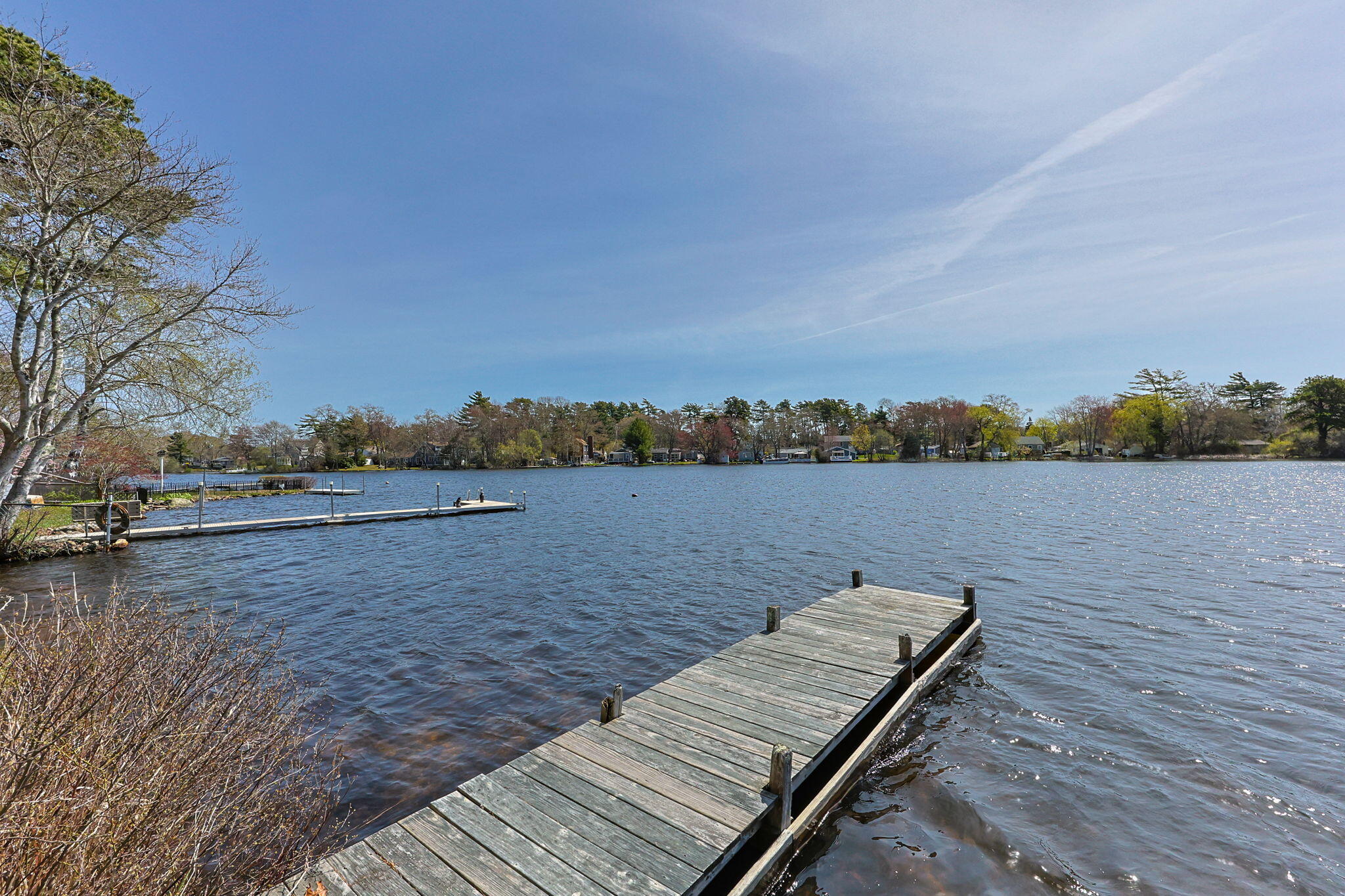 51 Agawam Lake Shore Drive