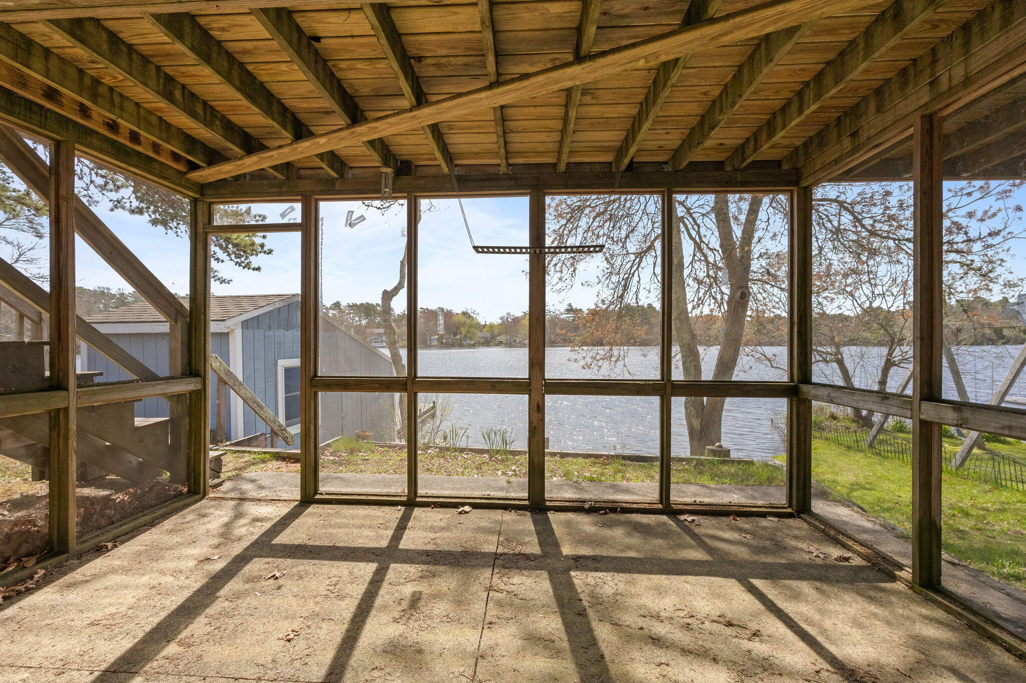 51 Agawam Lake Shore Drive