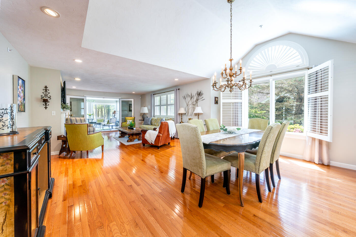 19 Longwood Road