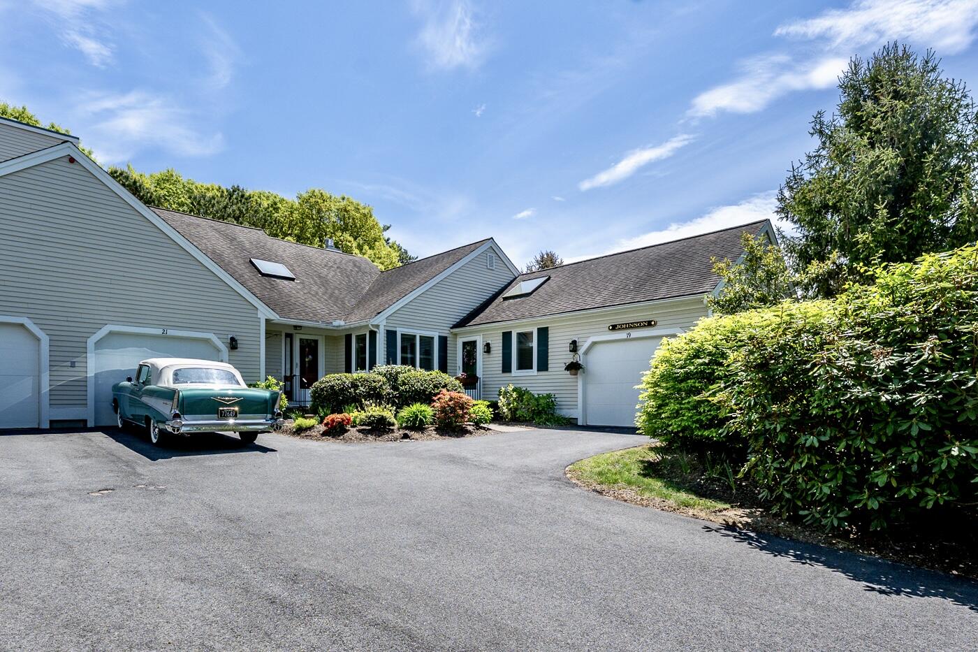 19 Longwood Road
