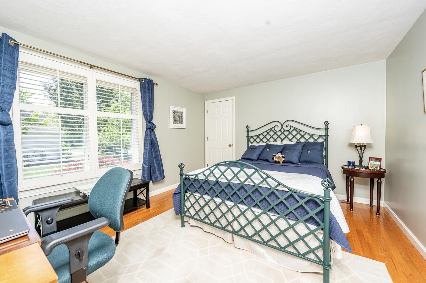 19 Longwood Road