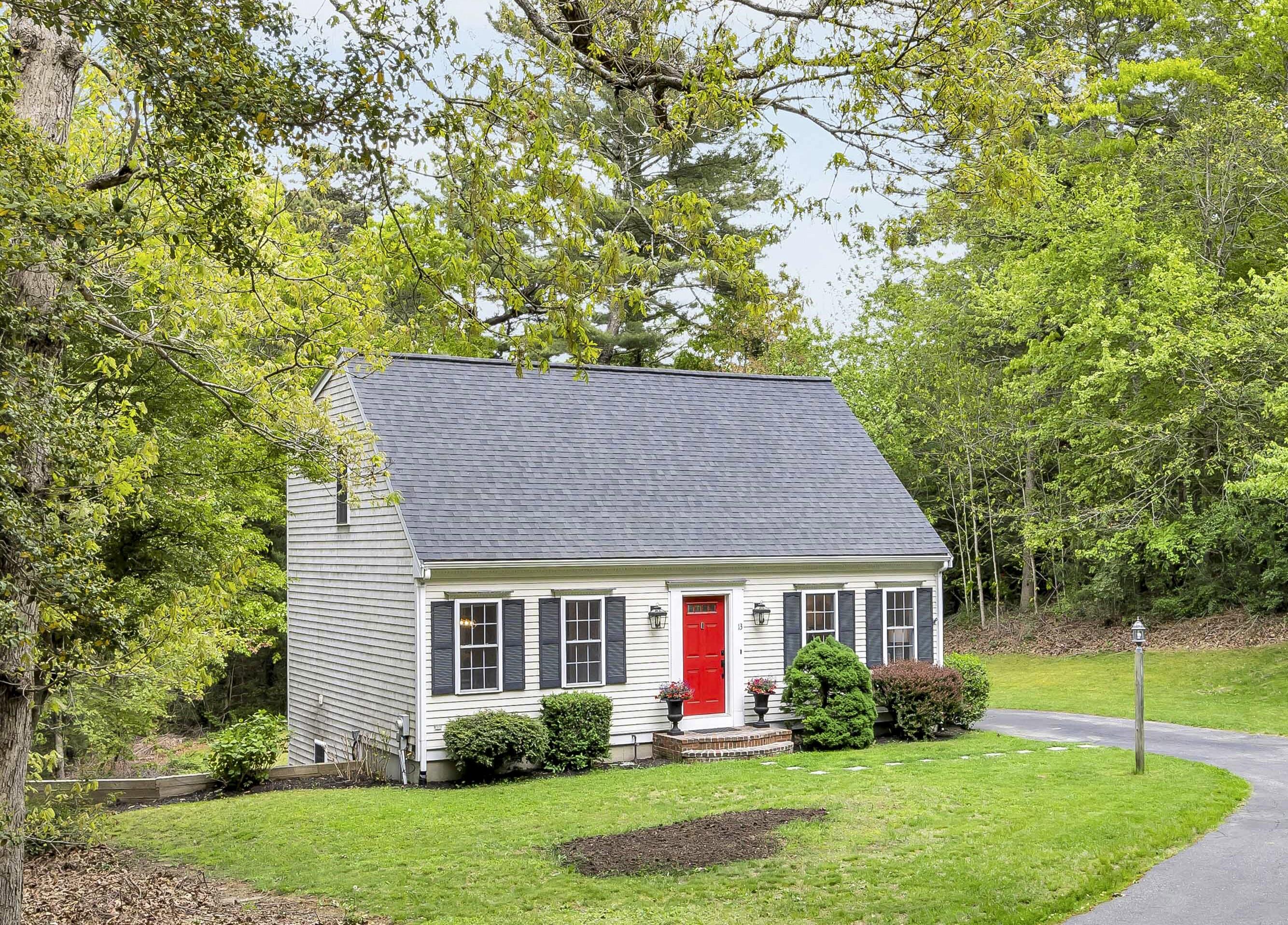 13 Pickerel Way