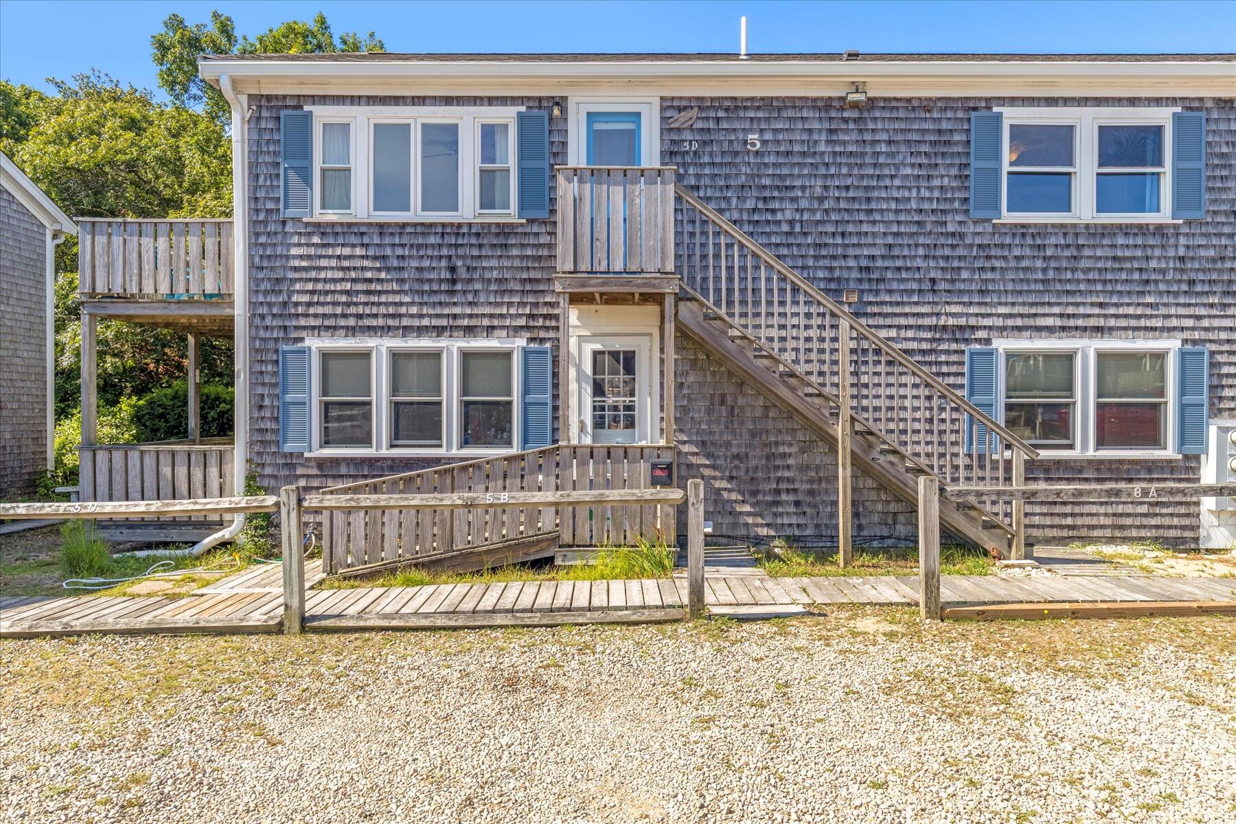690 Commercial Street Unit: U5D