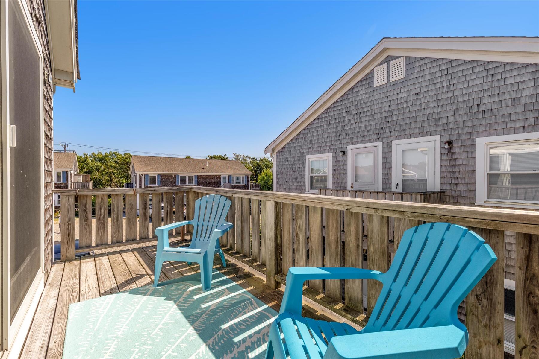 690 Commercial Street Unit: U5D