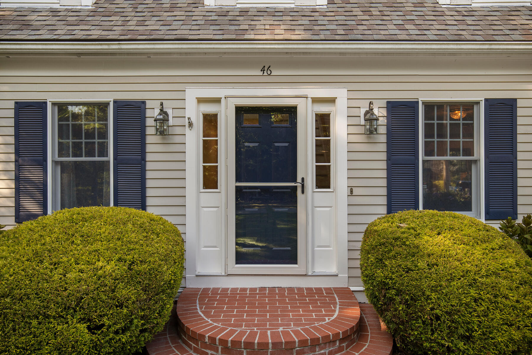 46 Oak Street