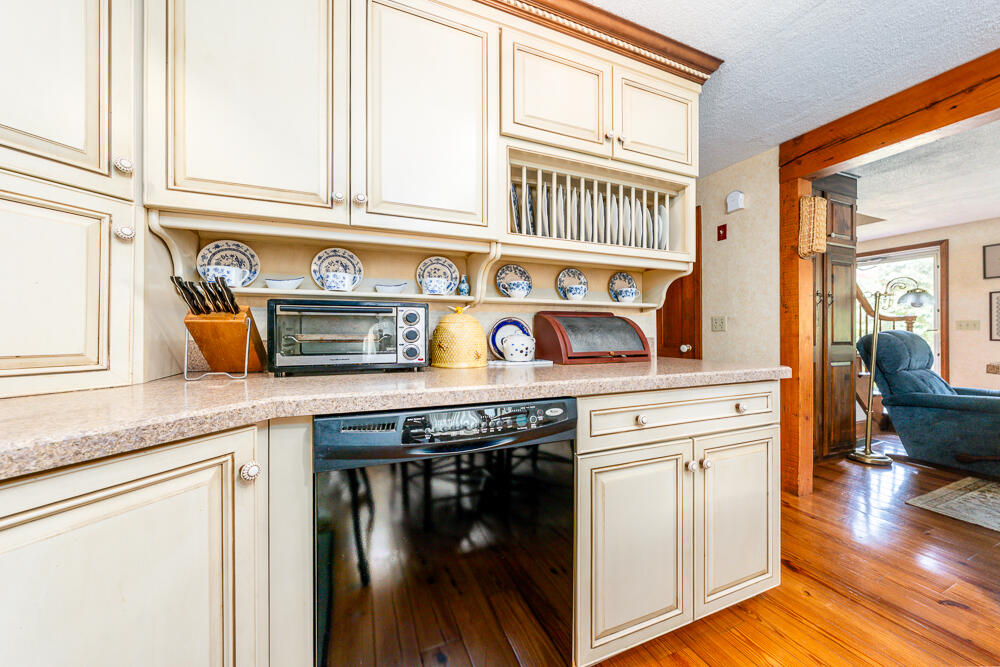 102 Wildwood Road