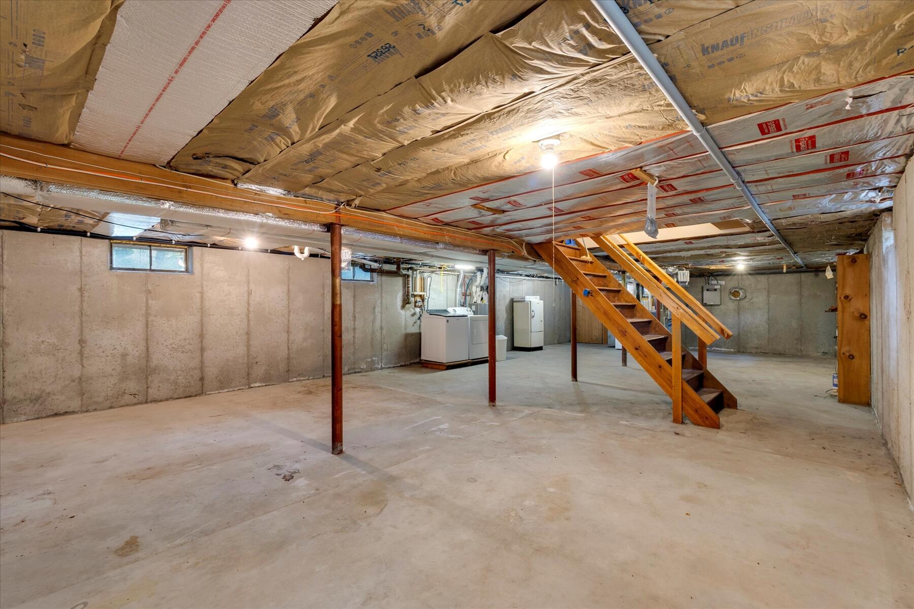 10 Field Road, Eastham