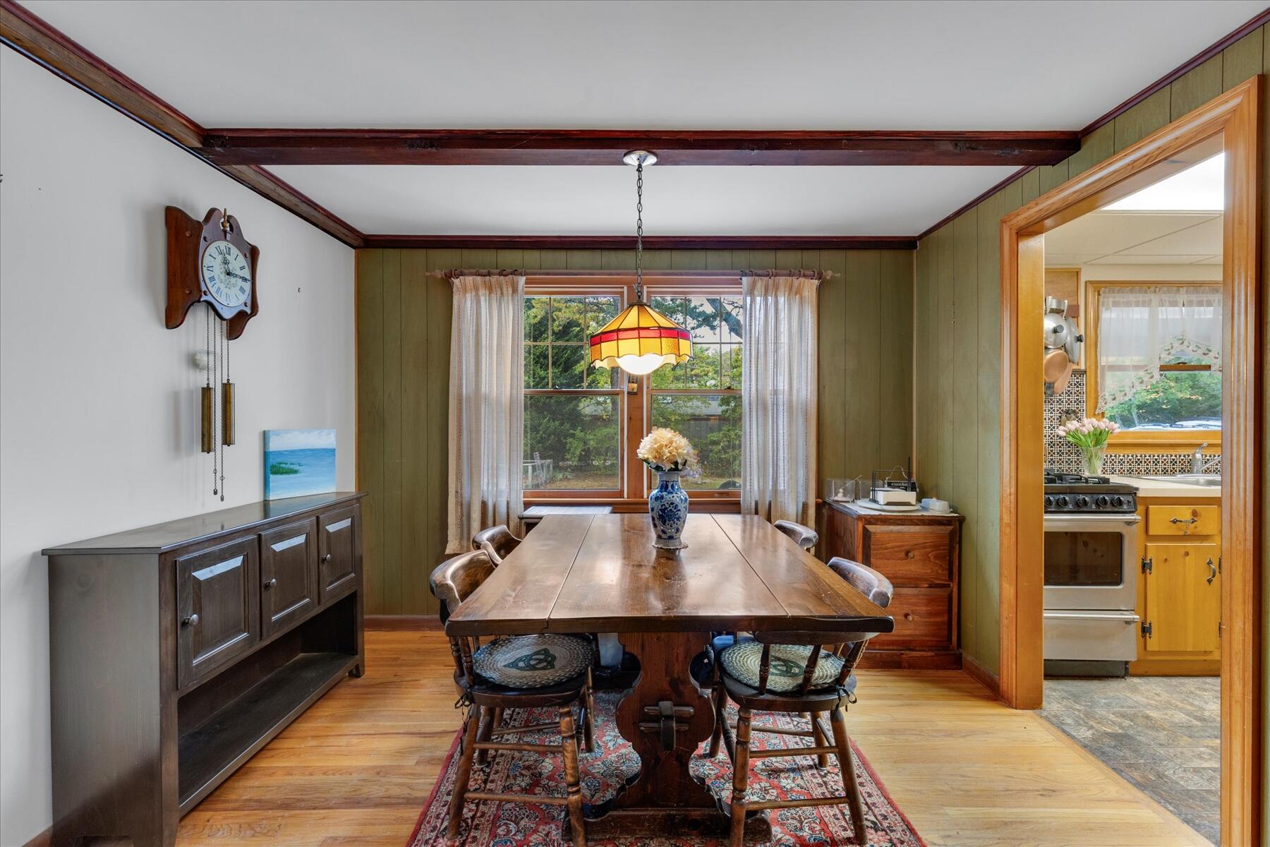 10 Field Road, Eastham