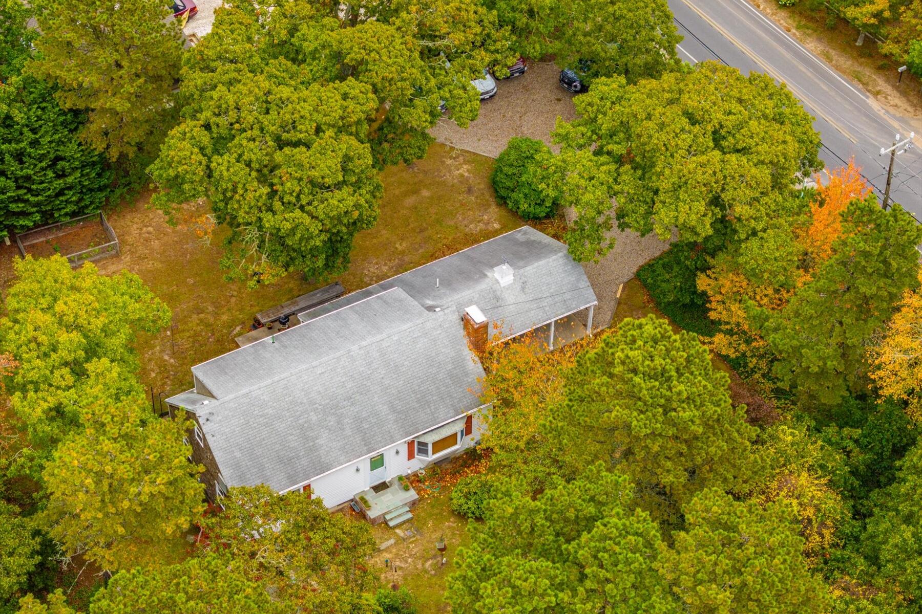 10 Field Road, Eastham