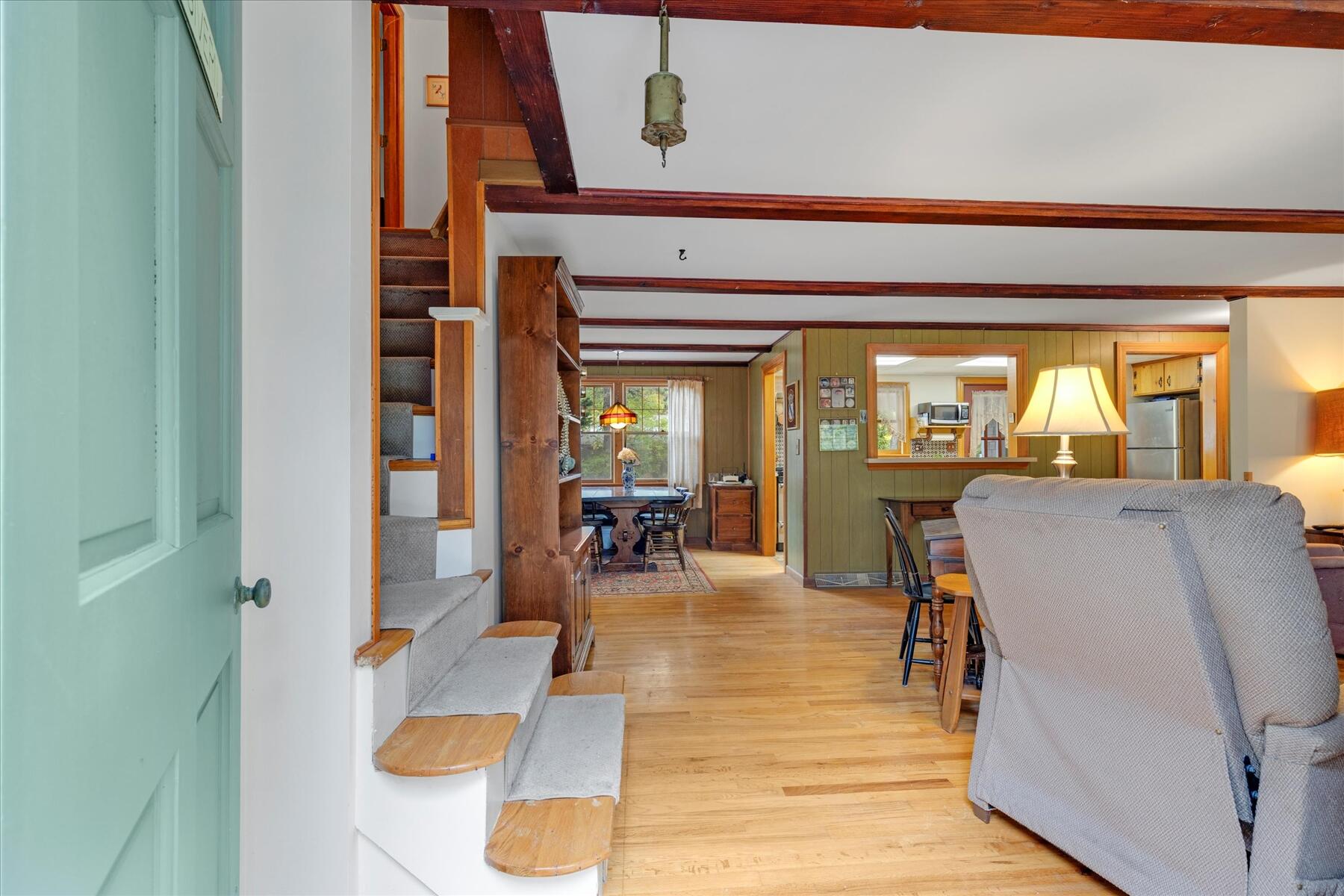 10 Field Road, Eastham