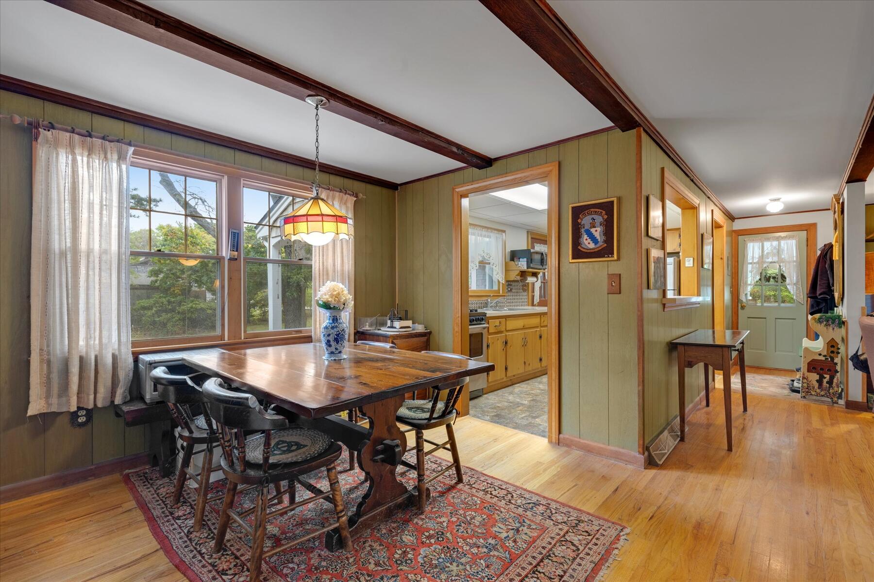 10 Field Road, Eastham