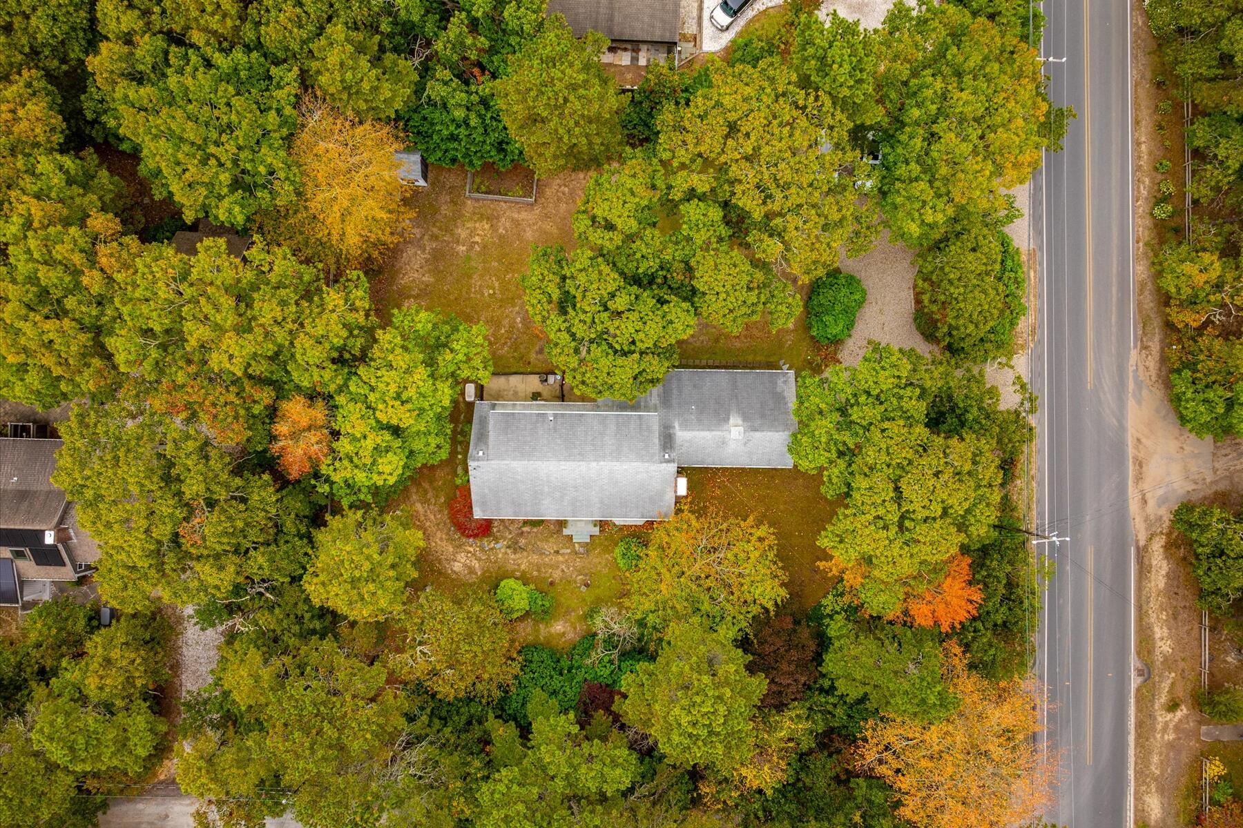 10 Field Road, Eastham