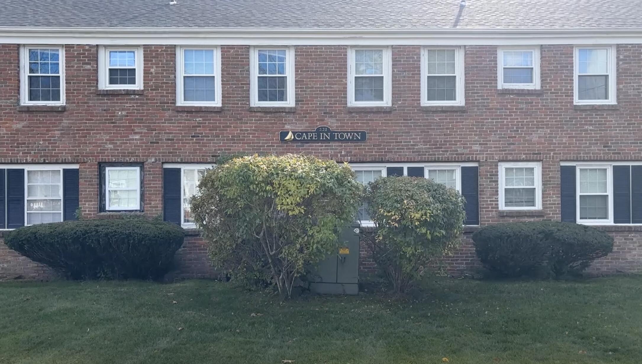 221 Upper County Road APT 2A