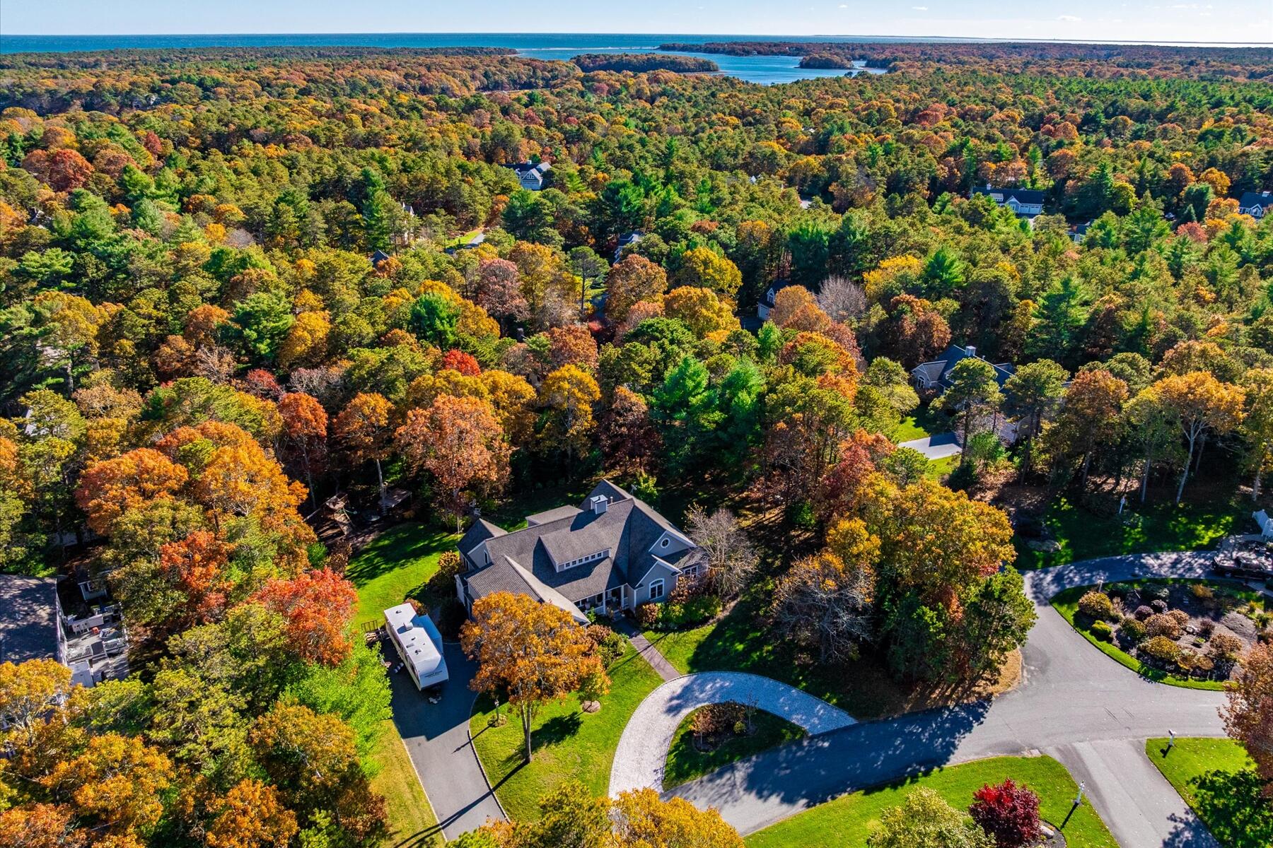 35 Spinnaker Drive W