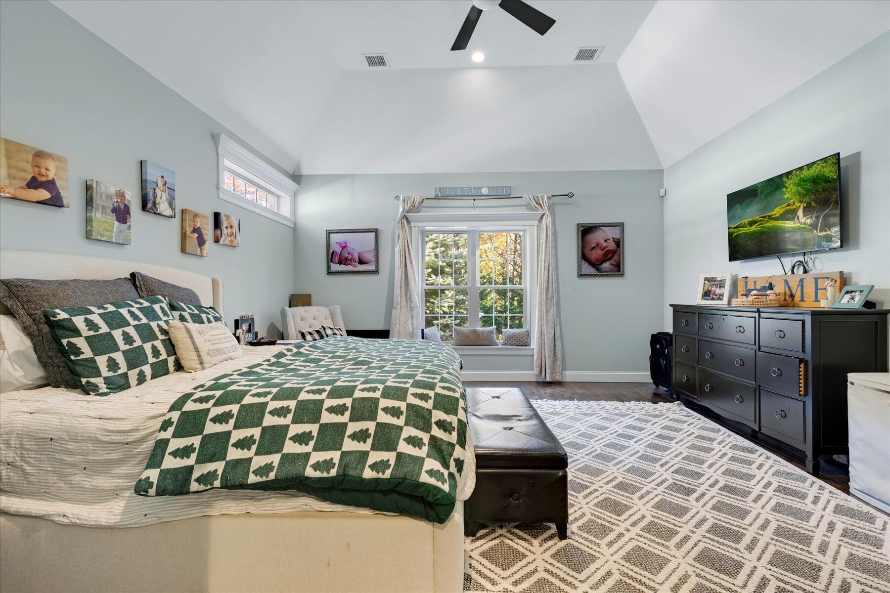 35 Spinnaker Drive W