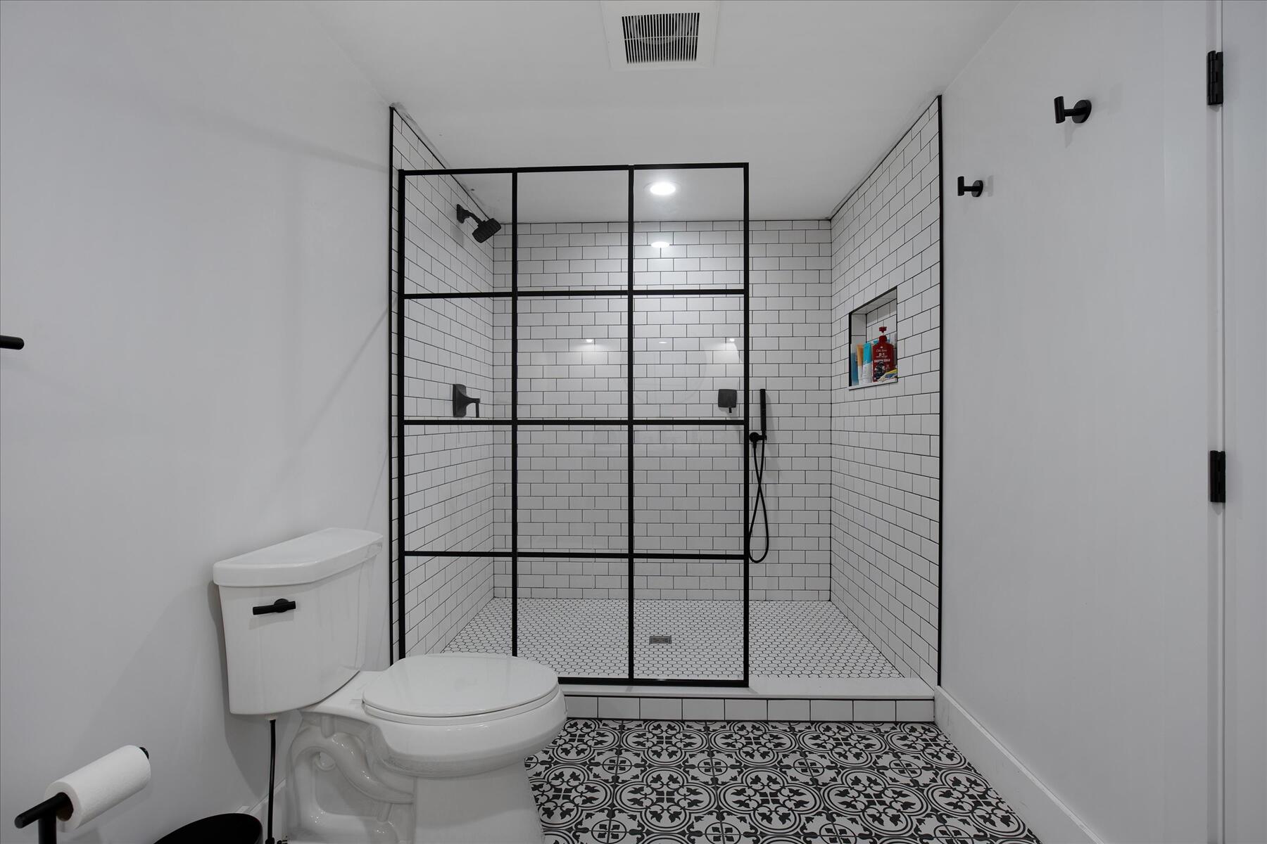 35 Spinnaker Drive W