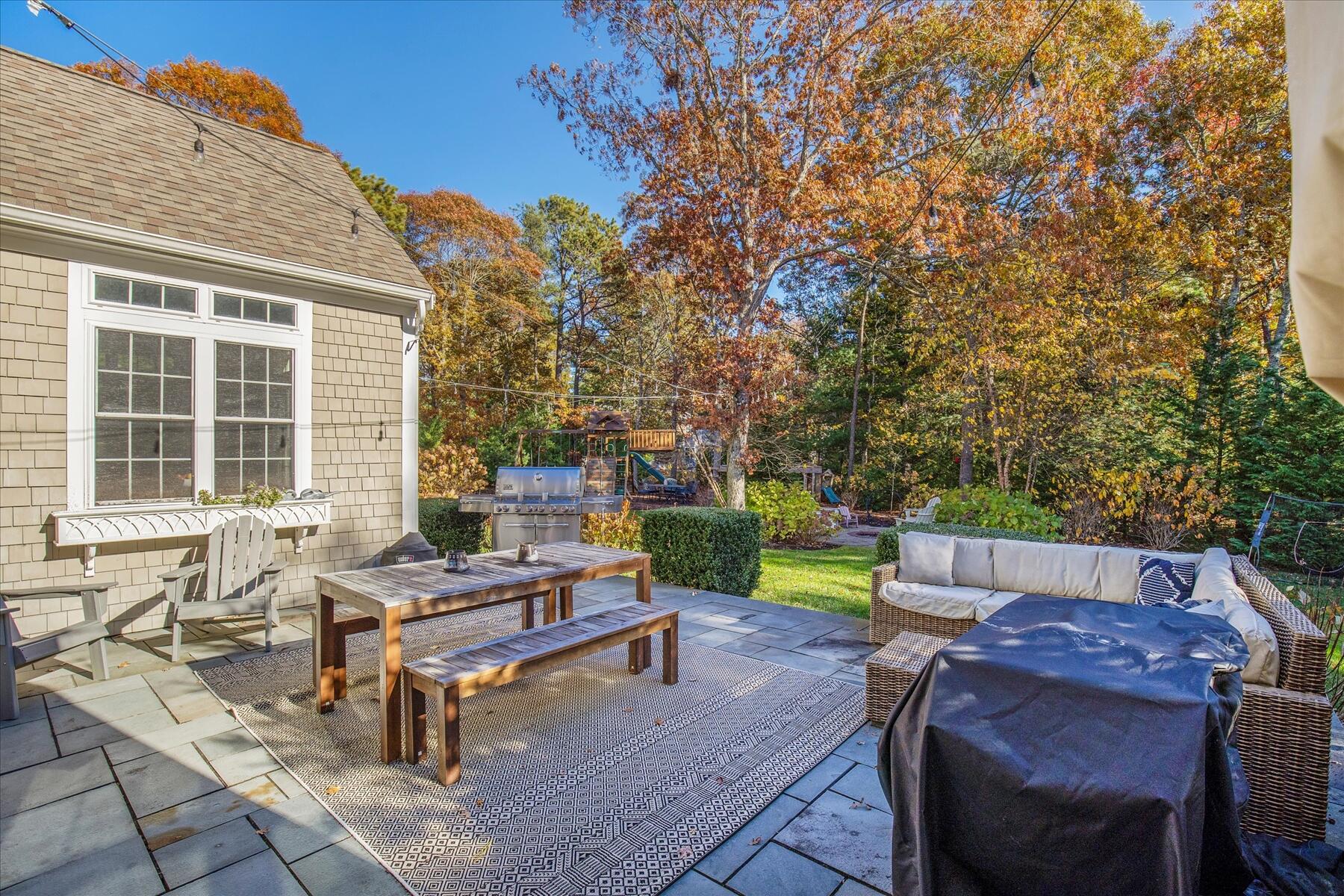 35 Spinnaker Drive W