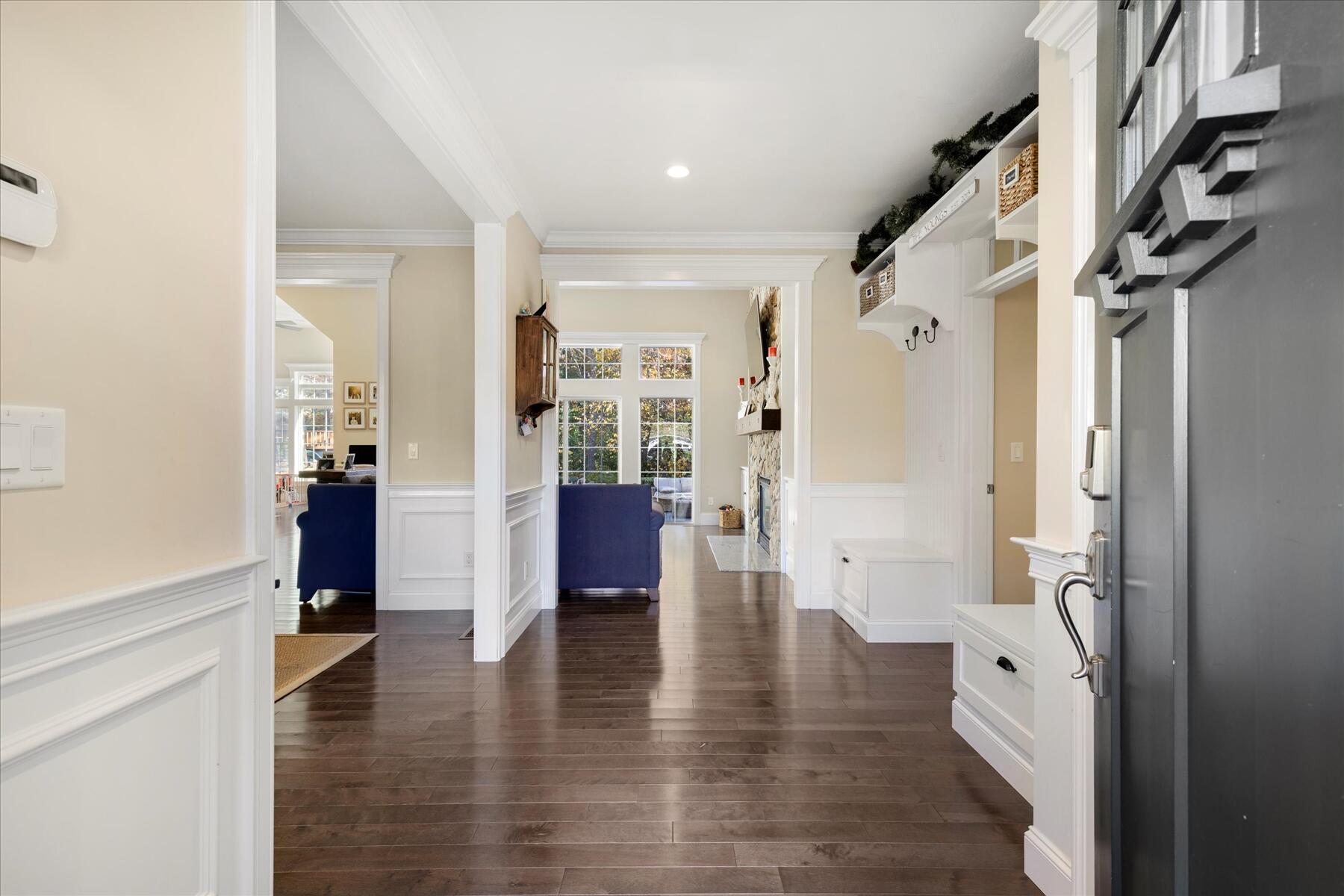 35 Spinnaker Drive W