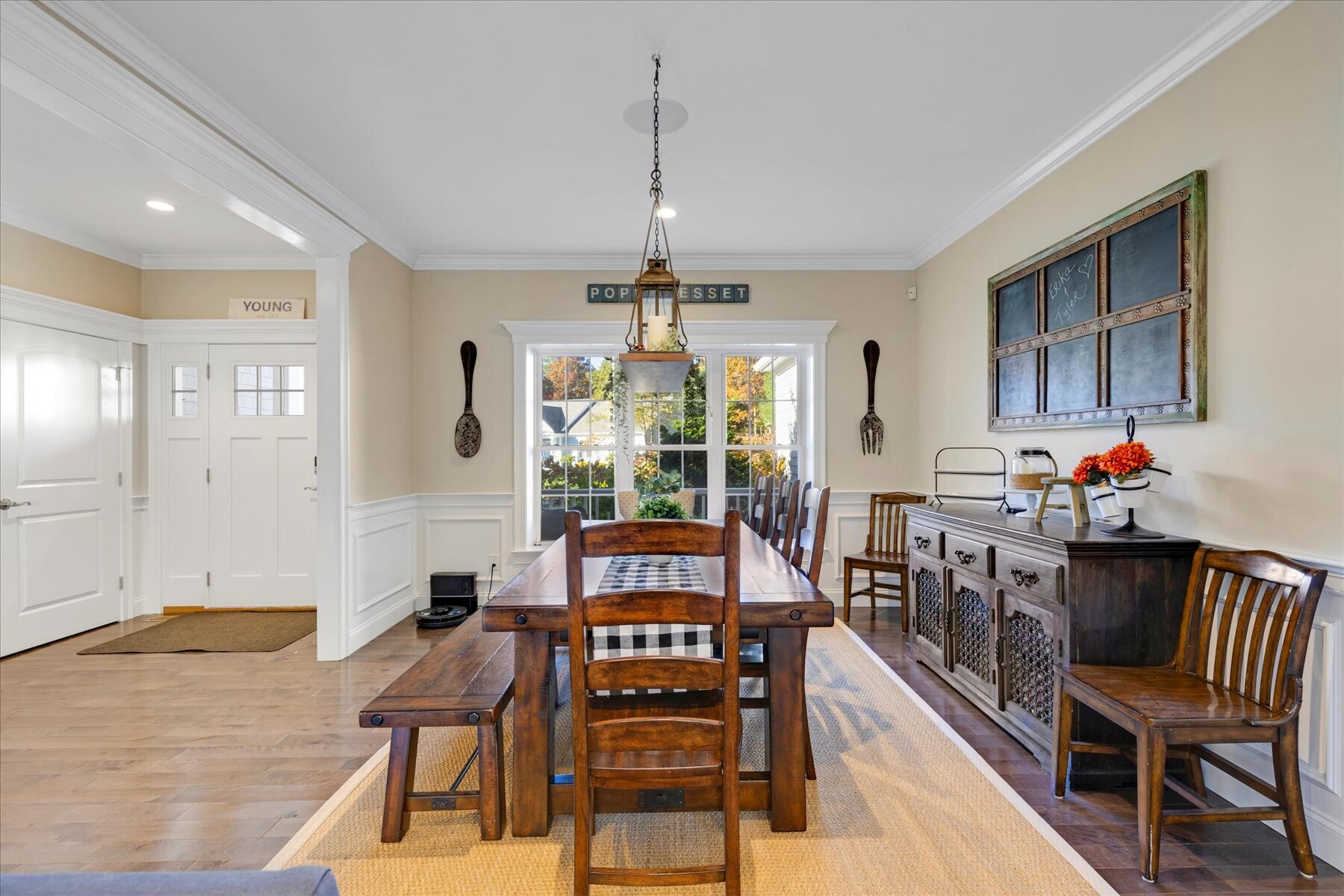35 Spinnaker Drive W