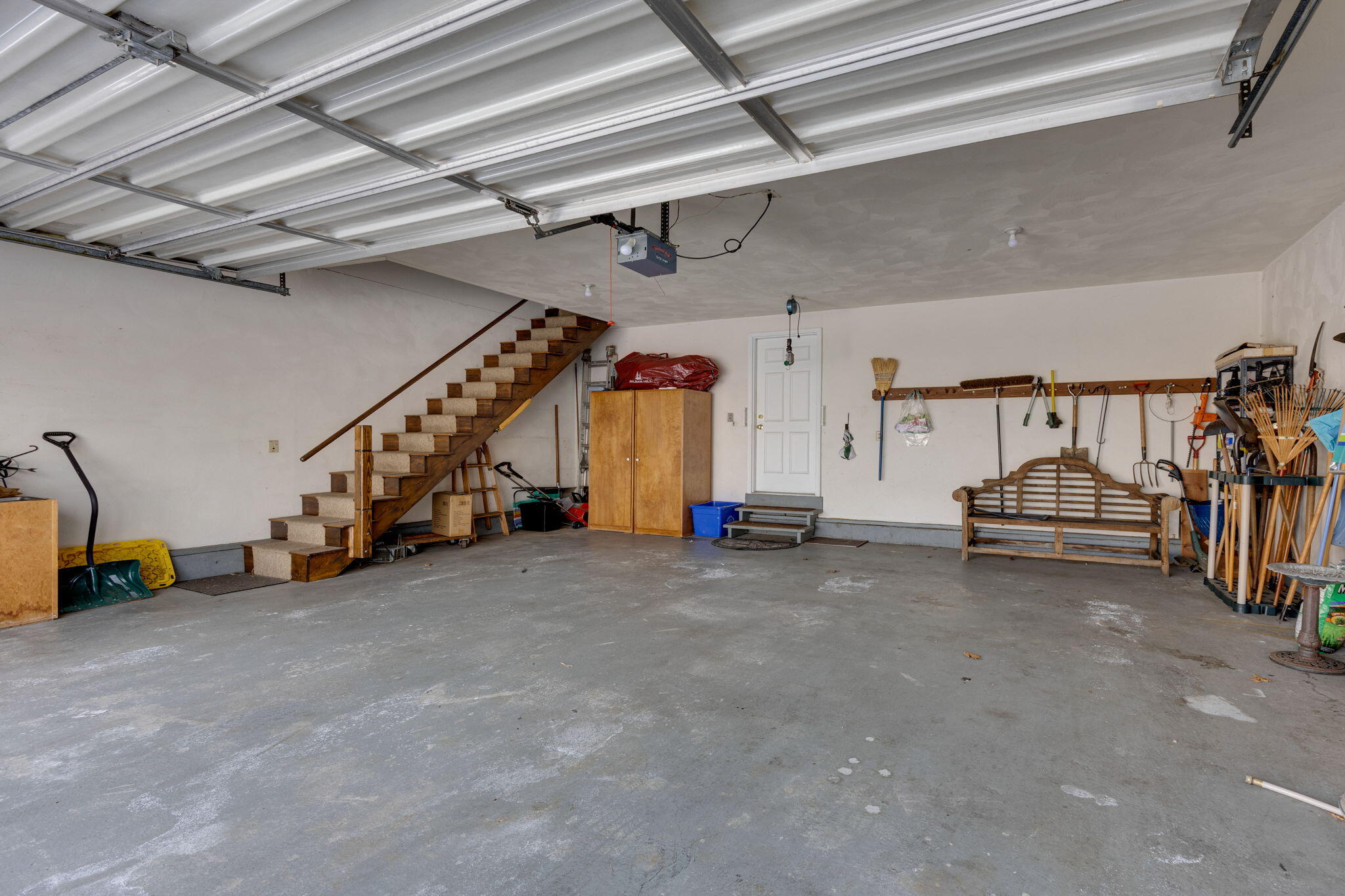 18 Six Penny Lane