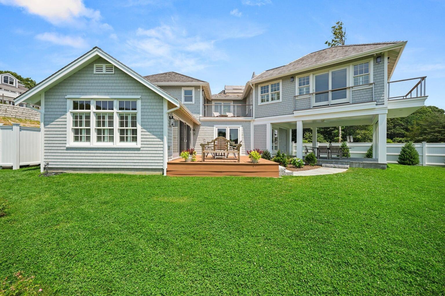 33 Oyster Place Road