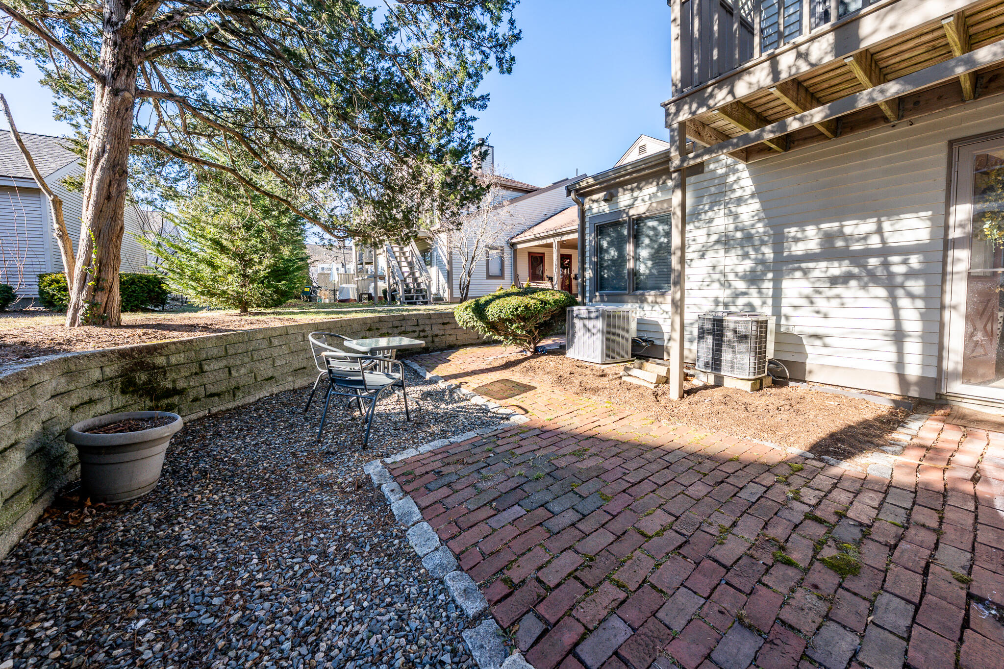 39 Blossom Avenue APT 4