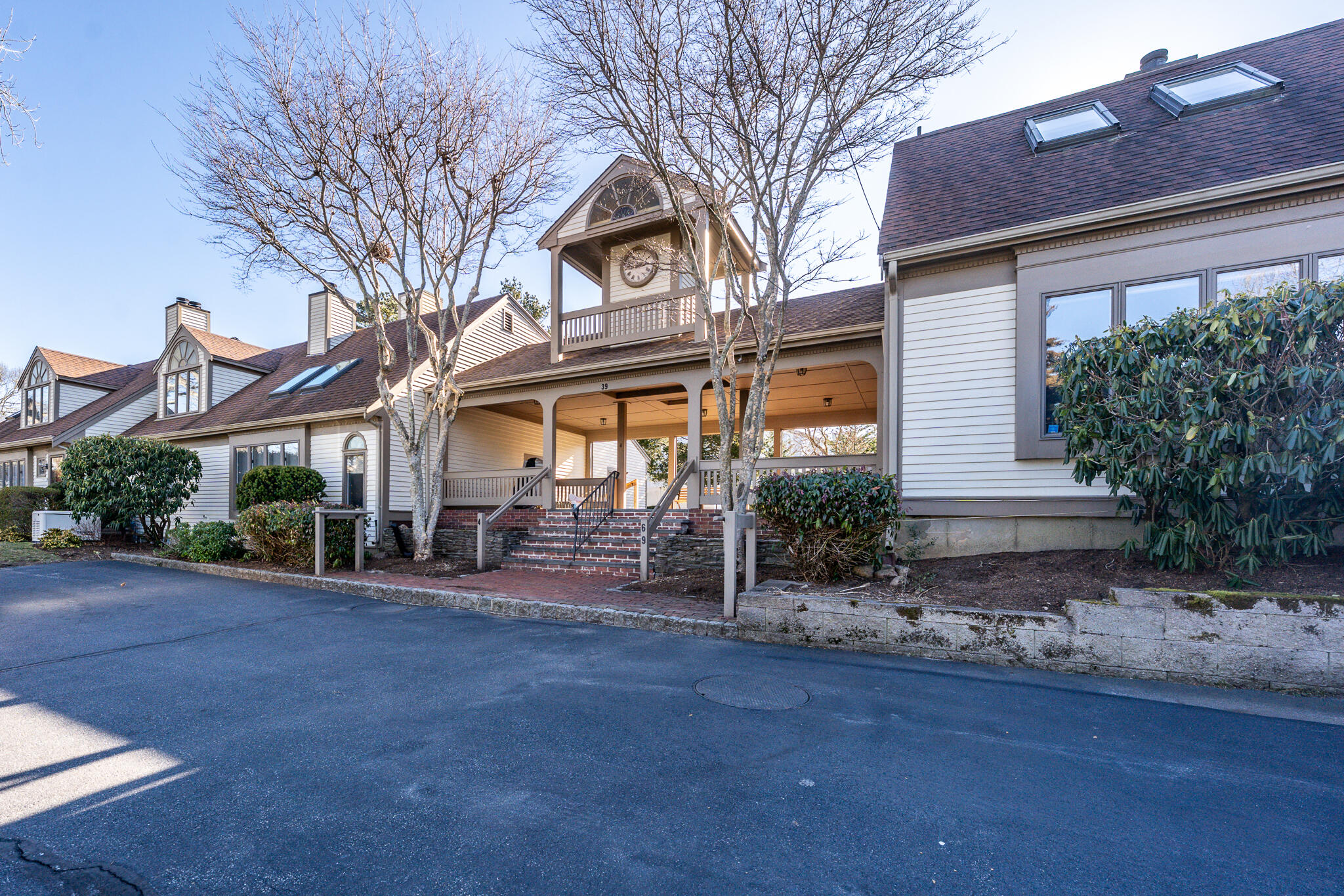 39 Blossom Avenue APT 4