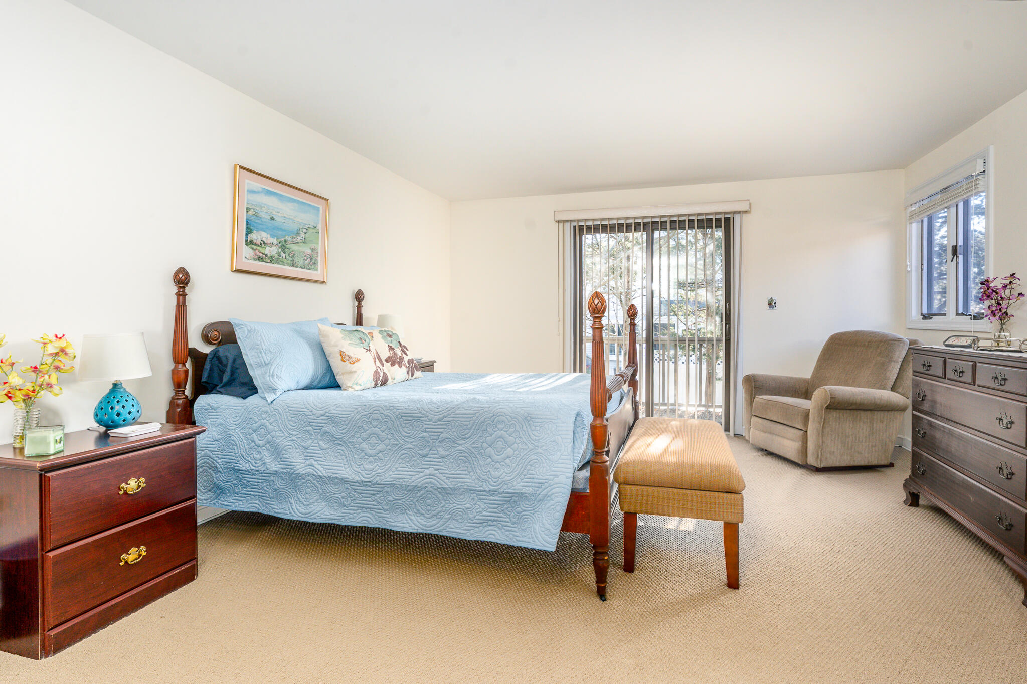 39 Blossom Avenue APT 4