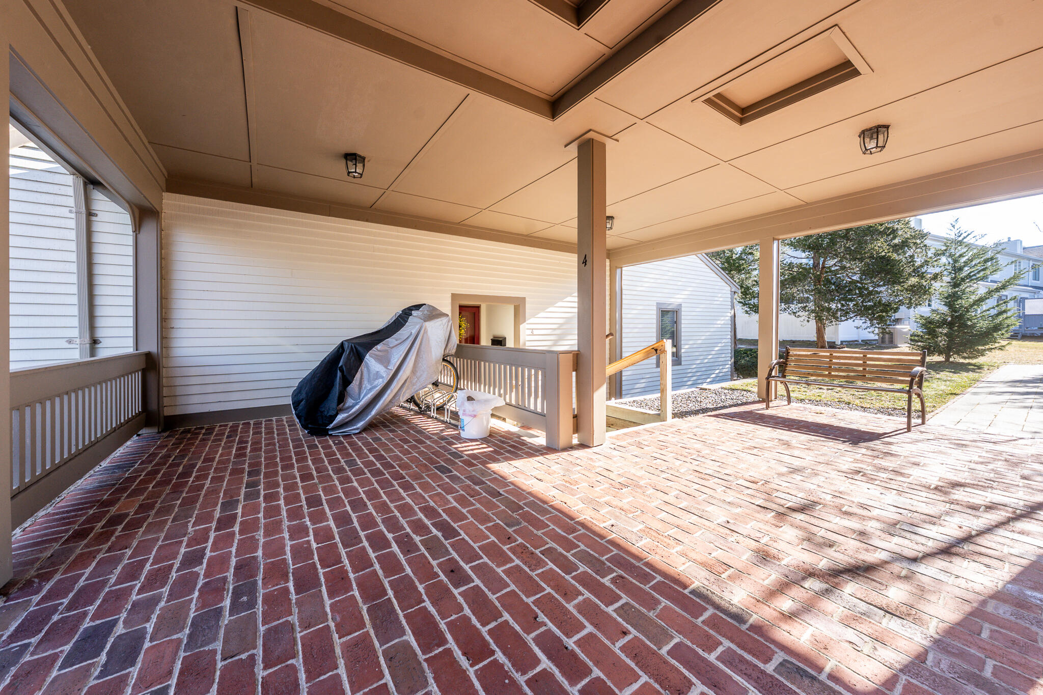 39 Blossom Avenue APT 4