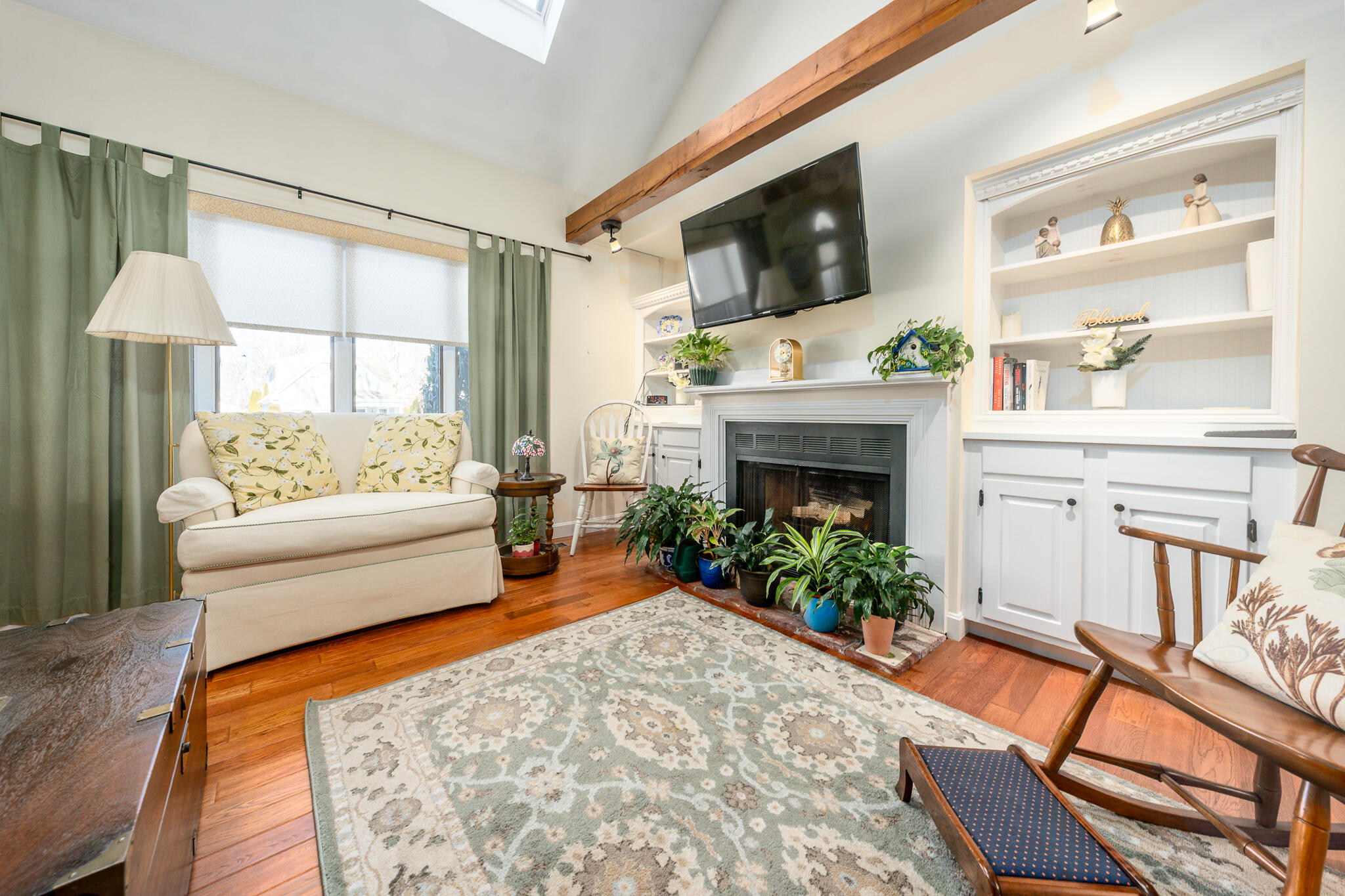 39 Blossom Avenue APT 4