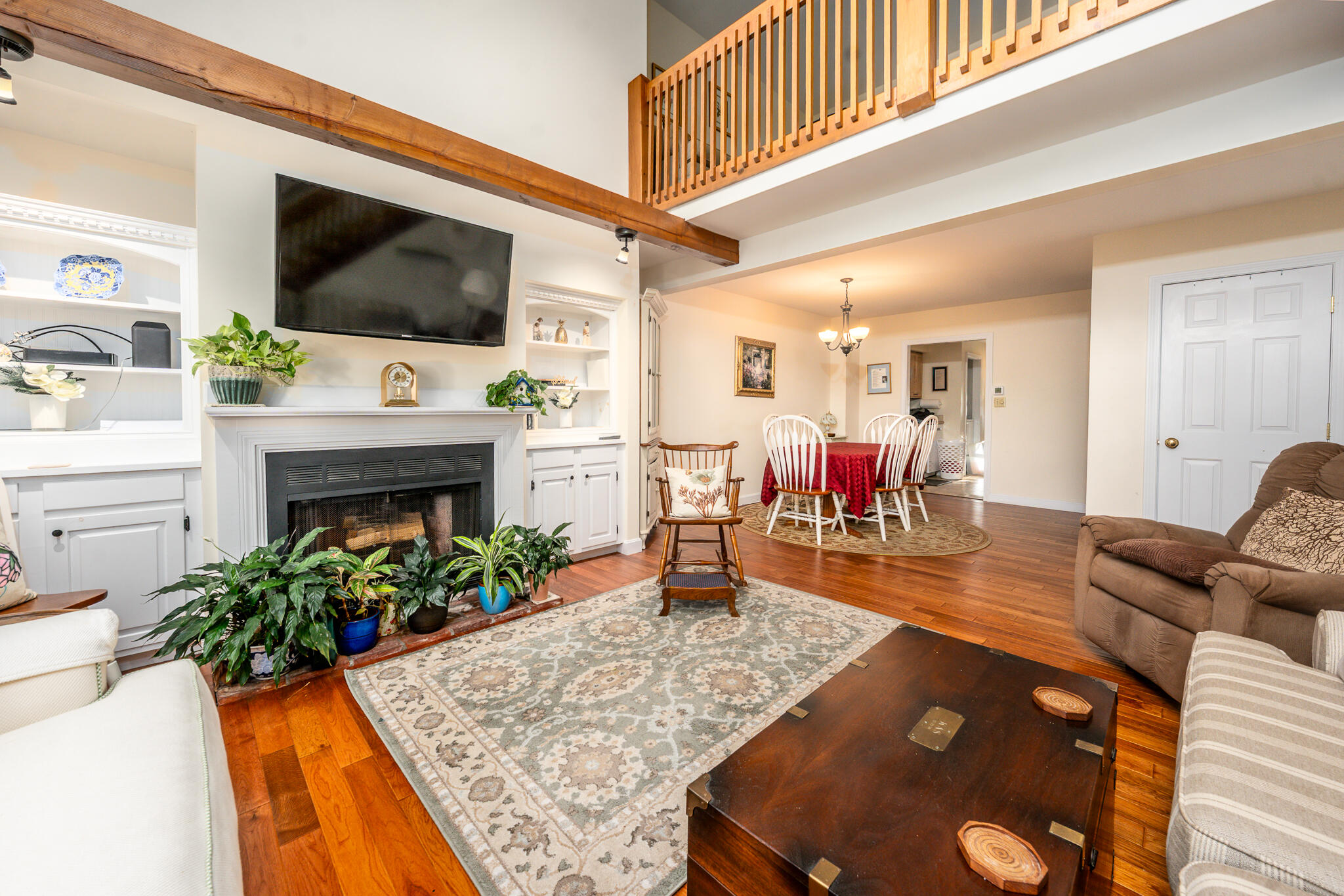 39 Blossom Avenue APT 4