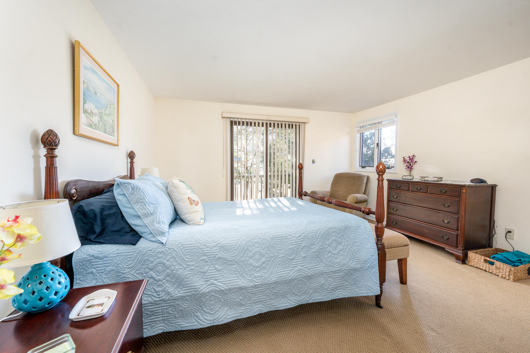39 Blossom Avenue APT 4